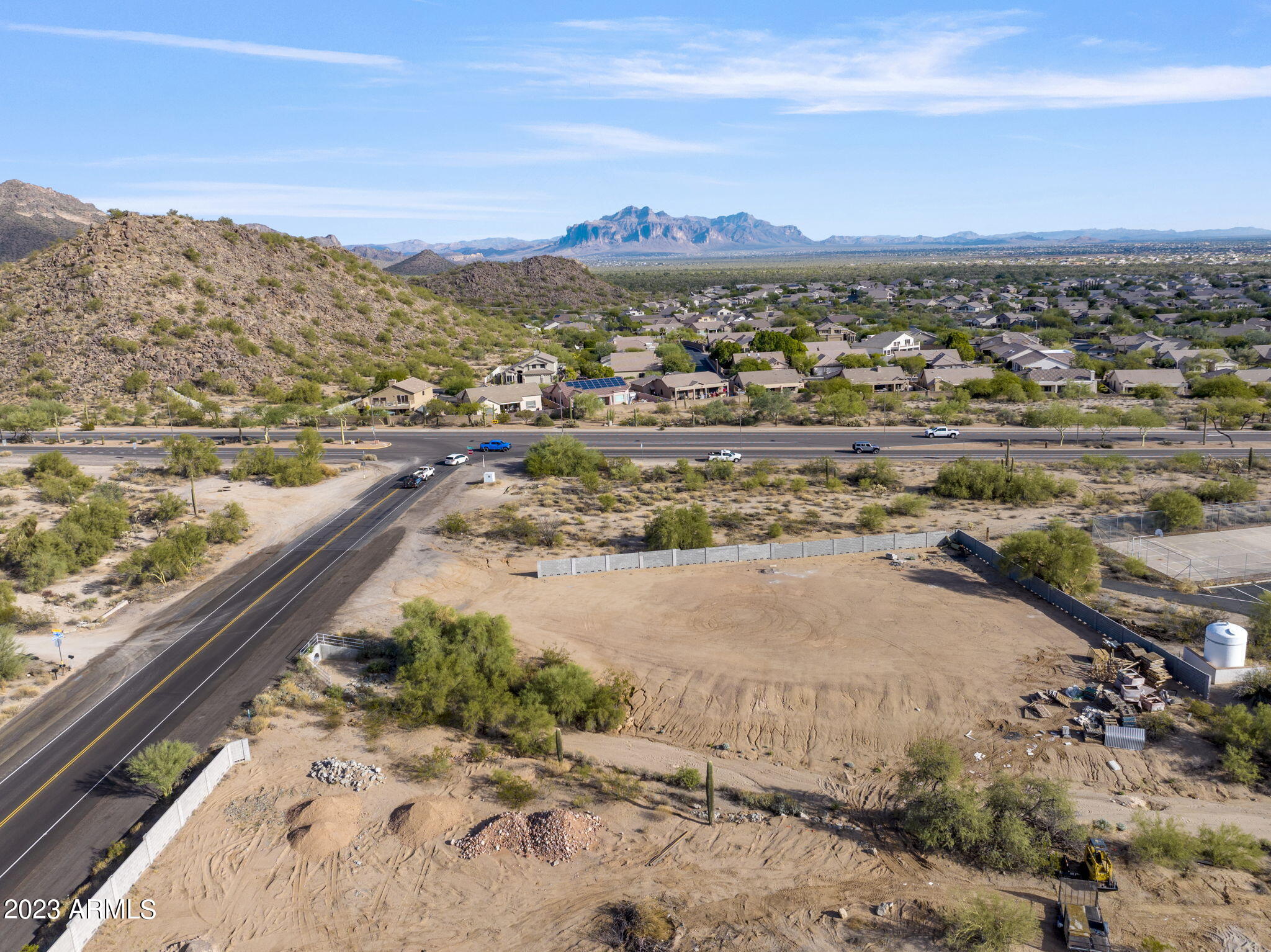9177 E MCDOWELL Road, -