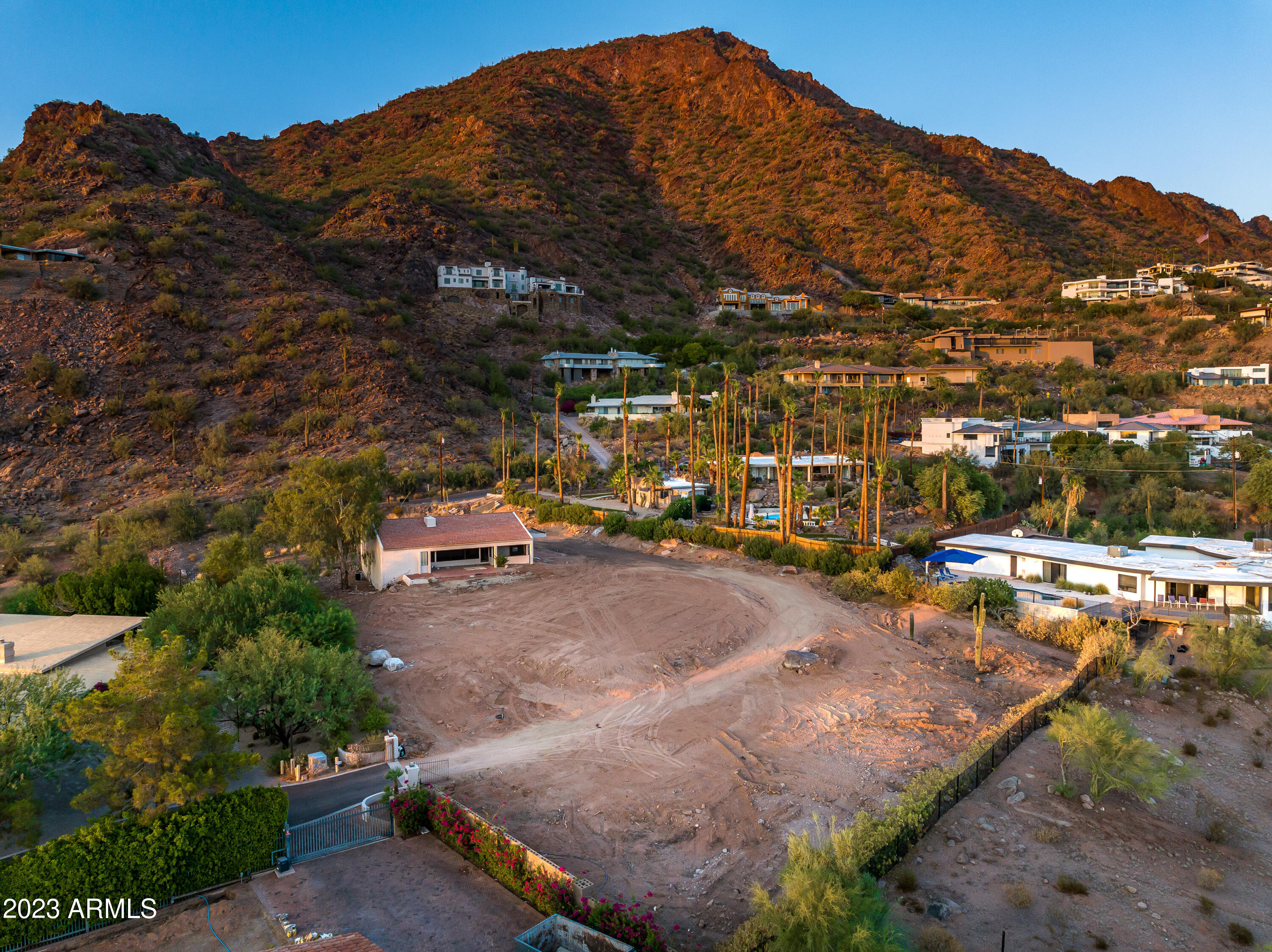 5023 E VALLE VISTA Road