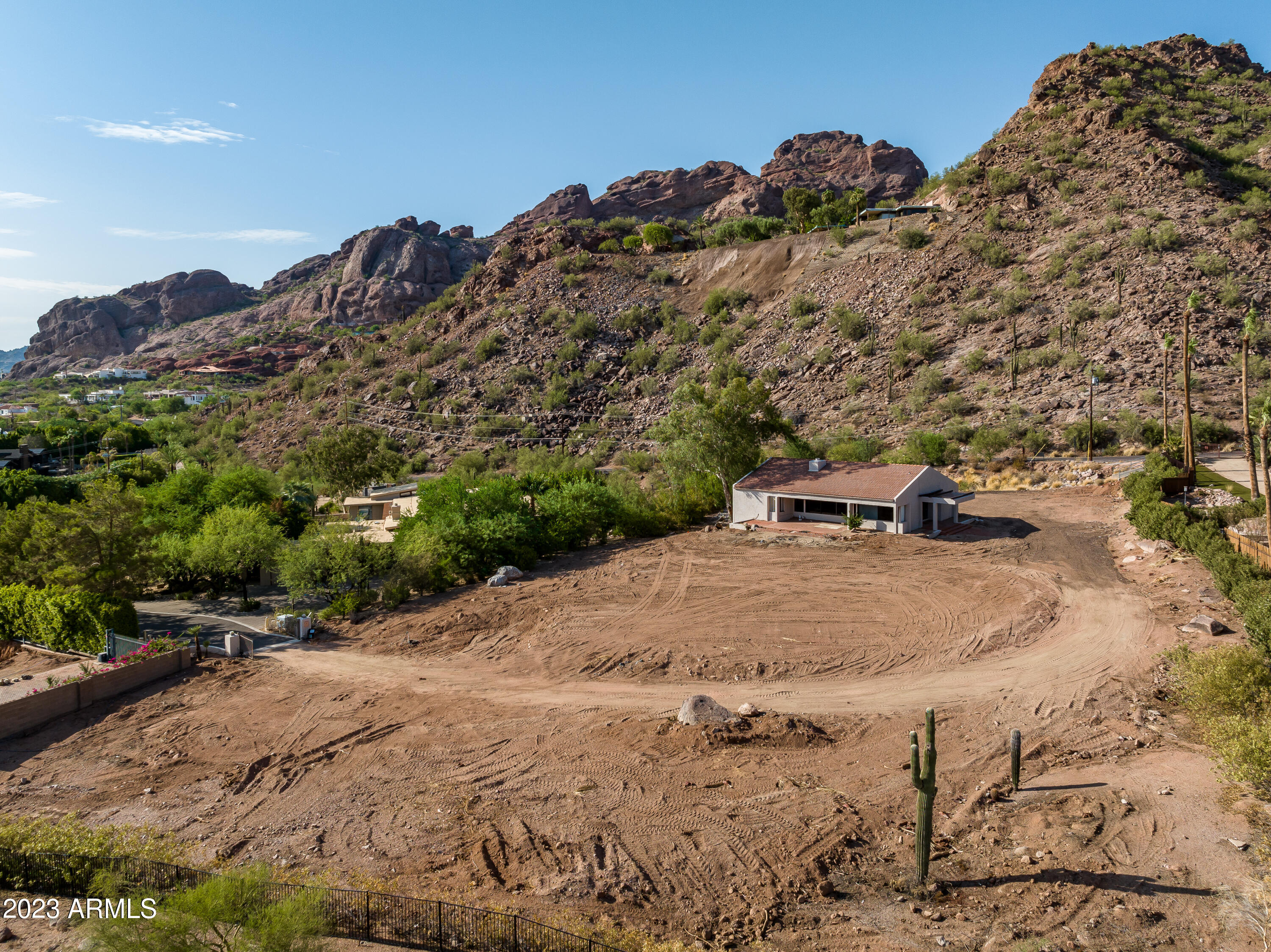 5023 E VALLE VISTA Road