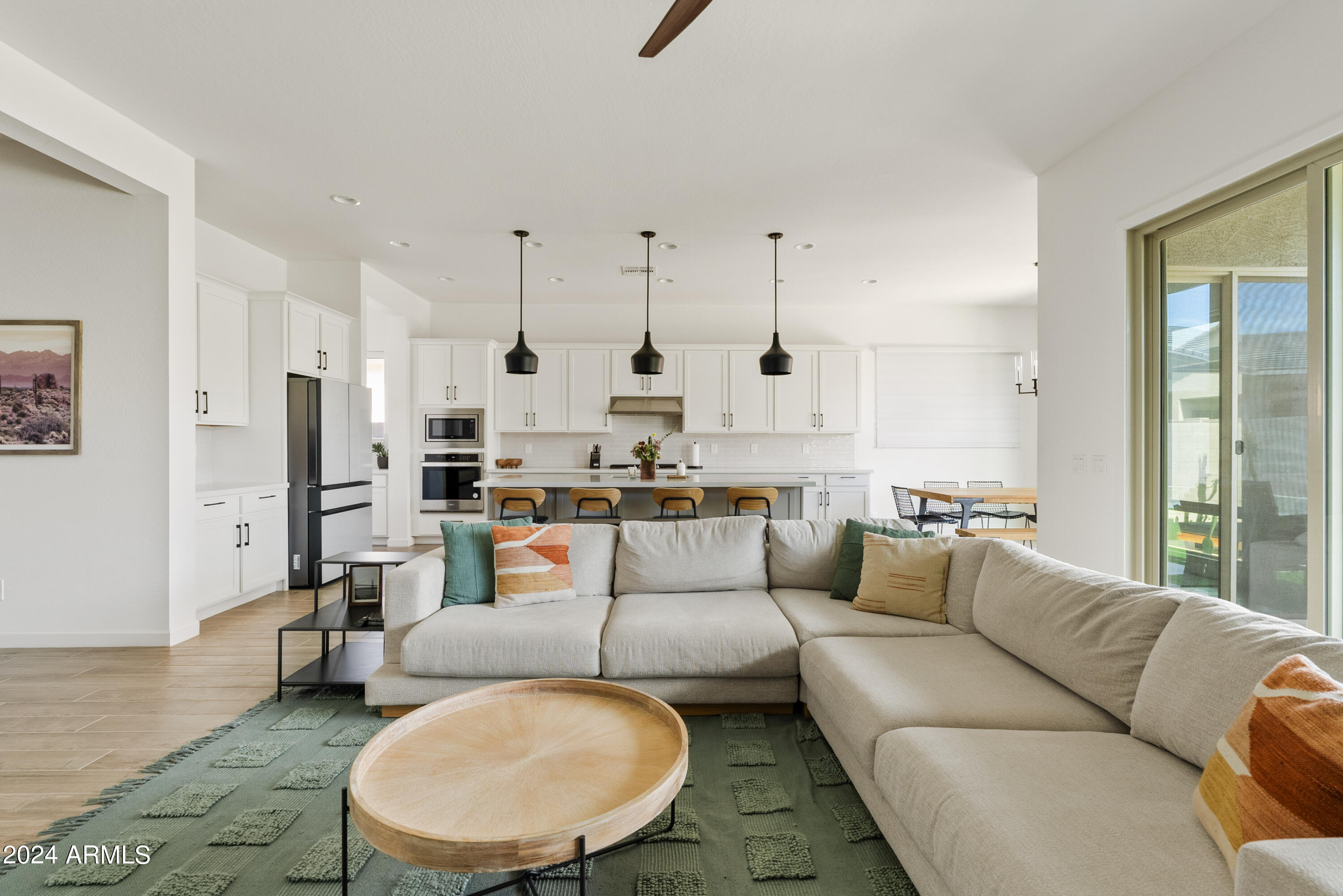 11232 E UTOPIA Avenue