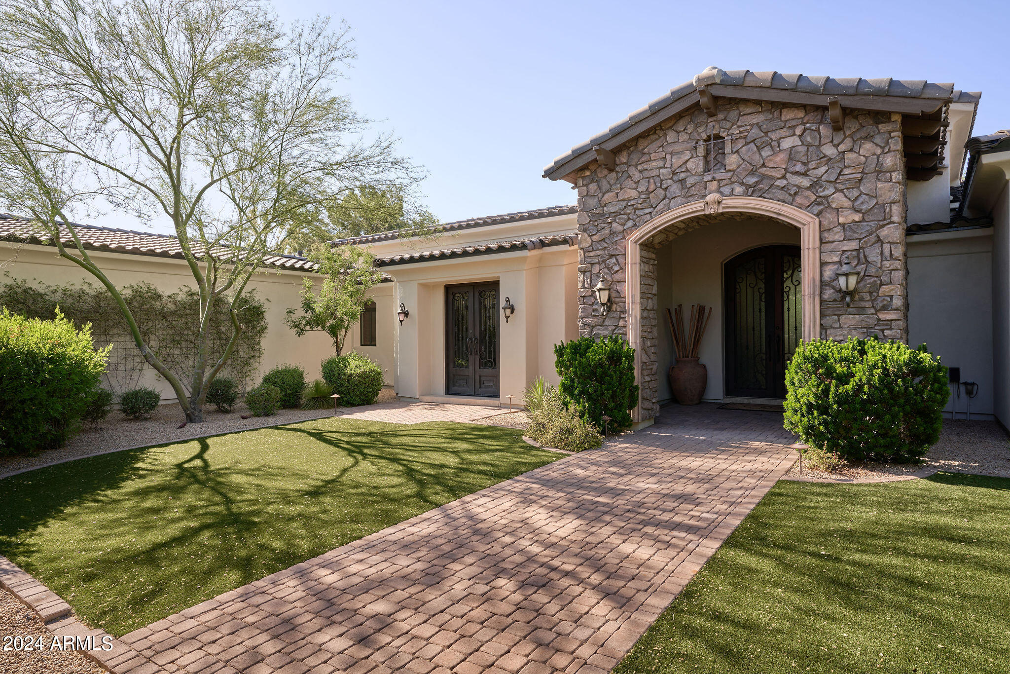 6020 E DOUBLETREE RANCH Road