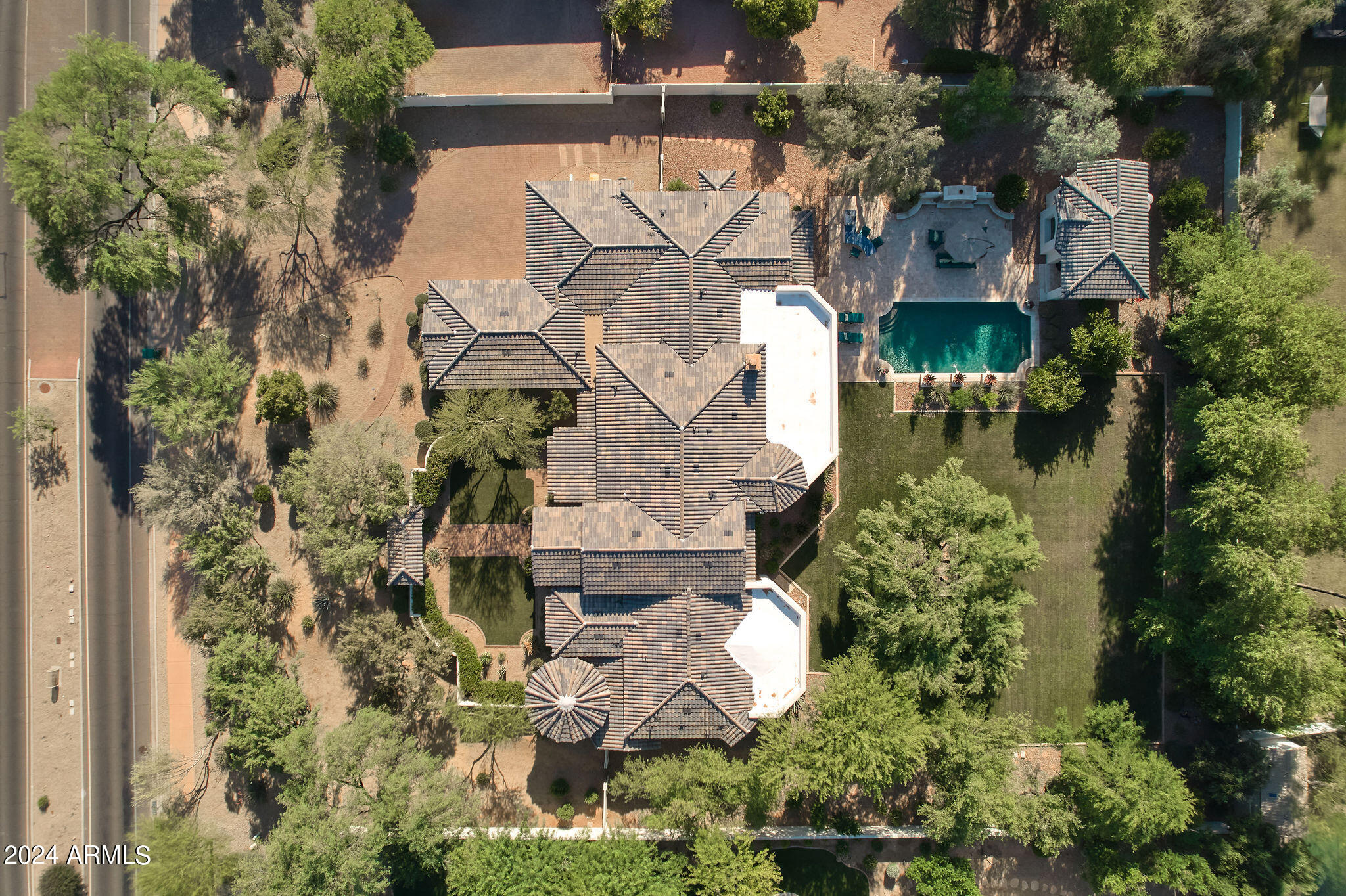 6020 E DOUBLETREE RANCH Road