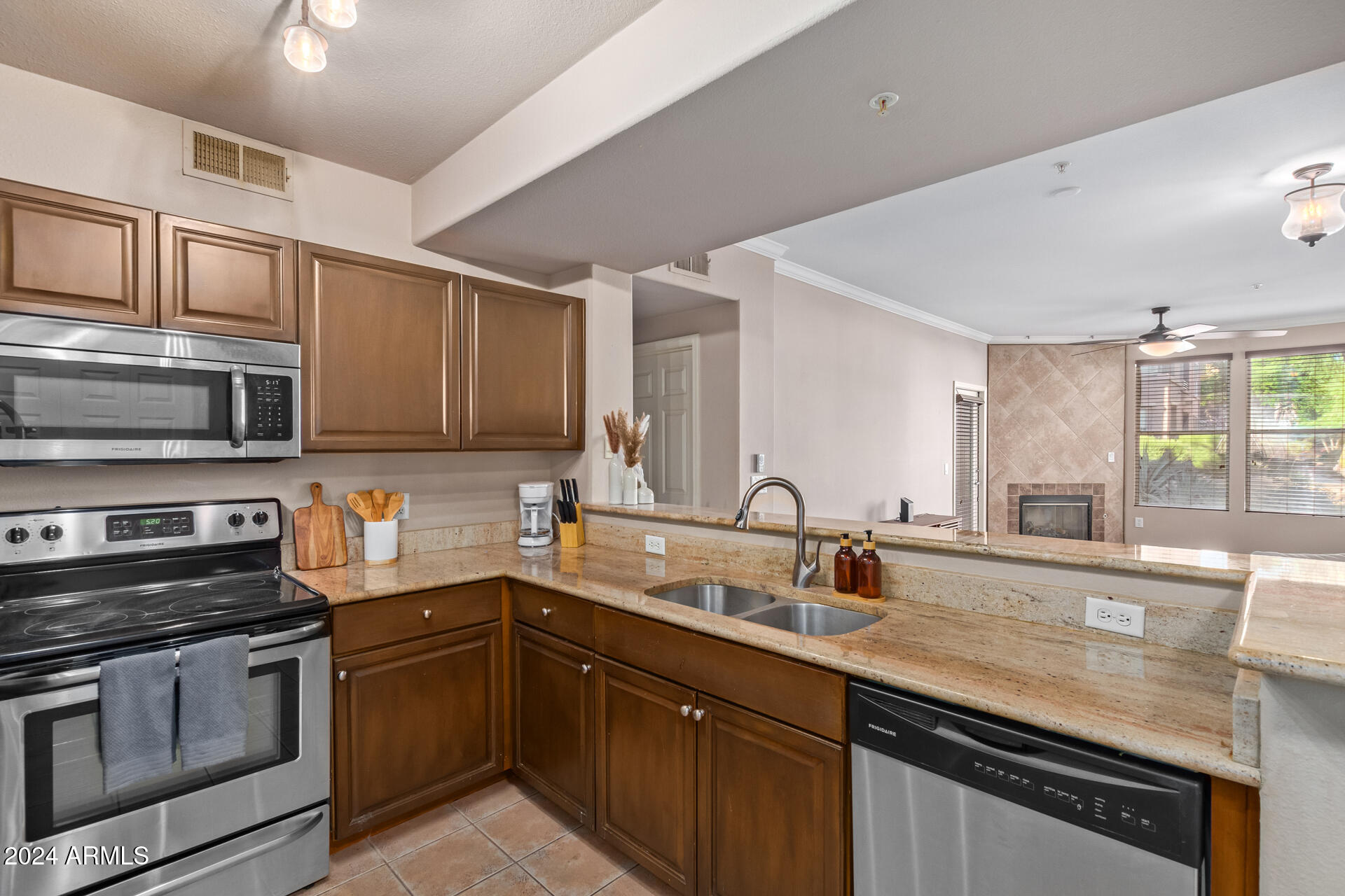 19777 N 76TH Street, 1153