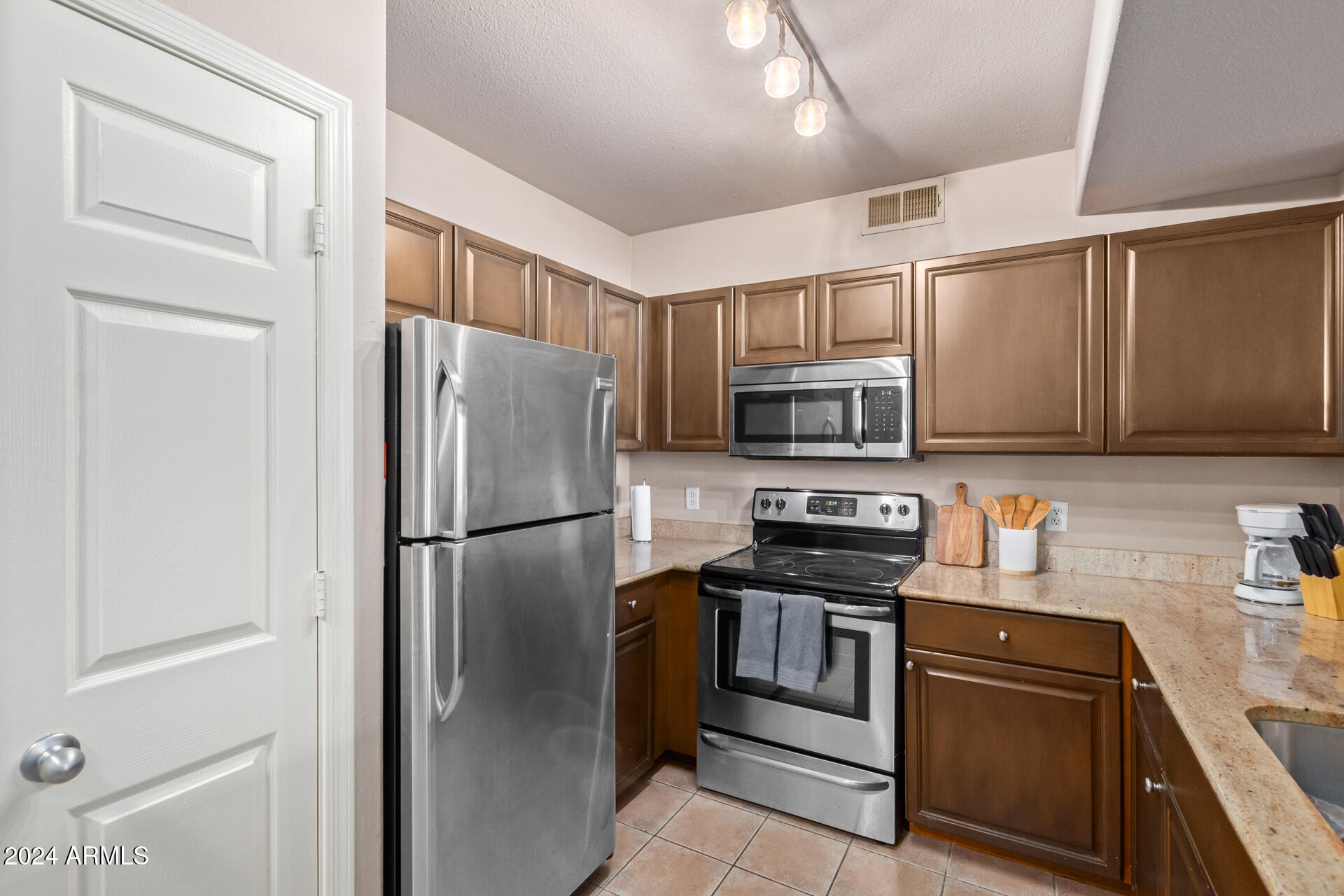 19777 N 76TH Street, 1153