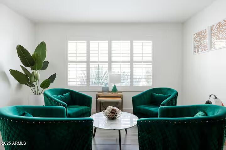 3126 N 84TH Place