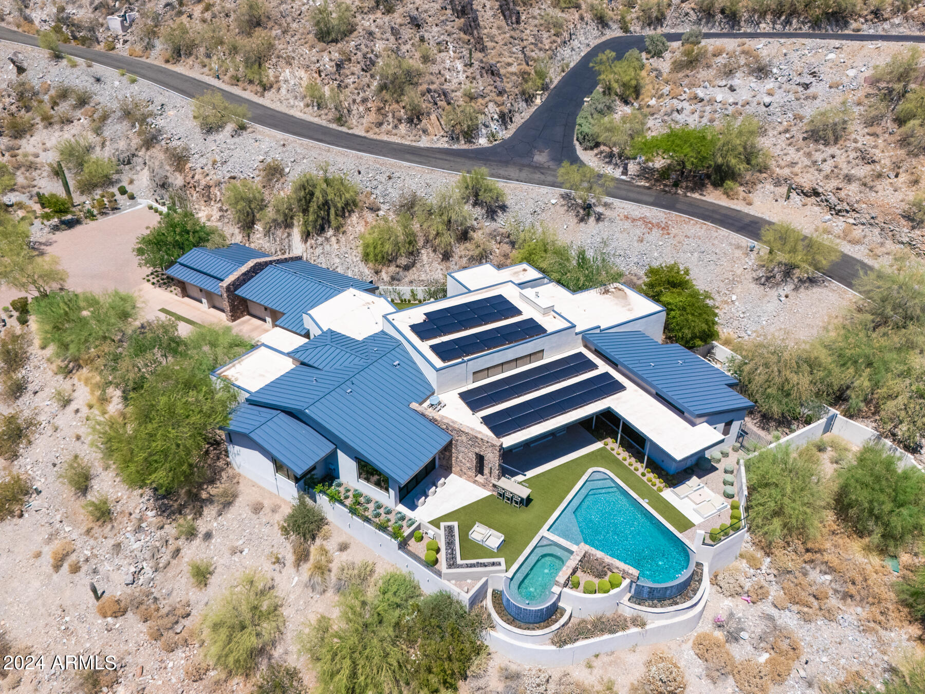 7537 N LAKESIDE Lane