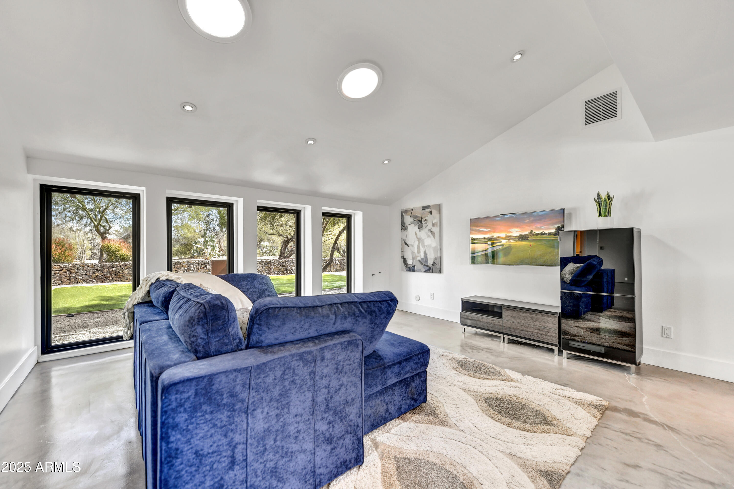 11801 N SUNDOWN Drive