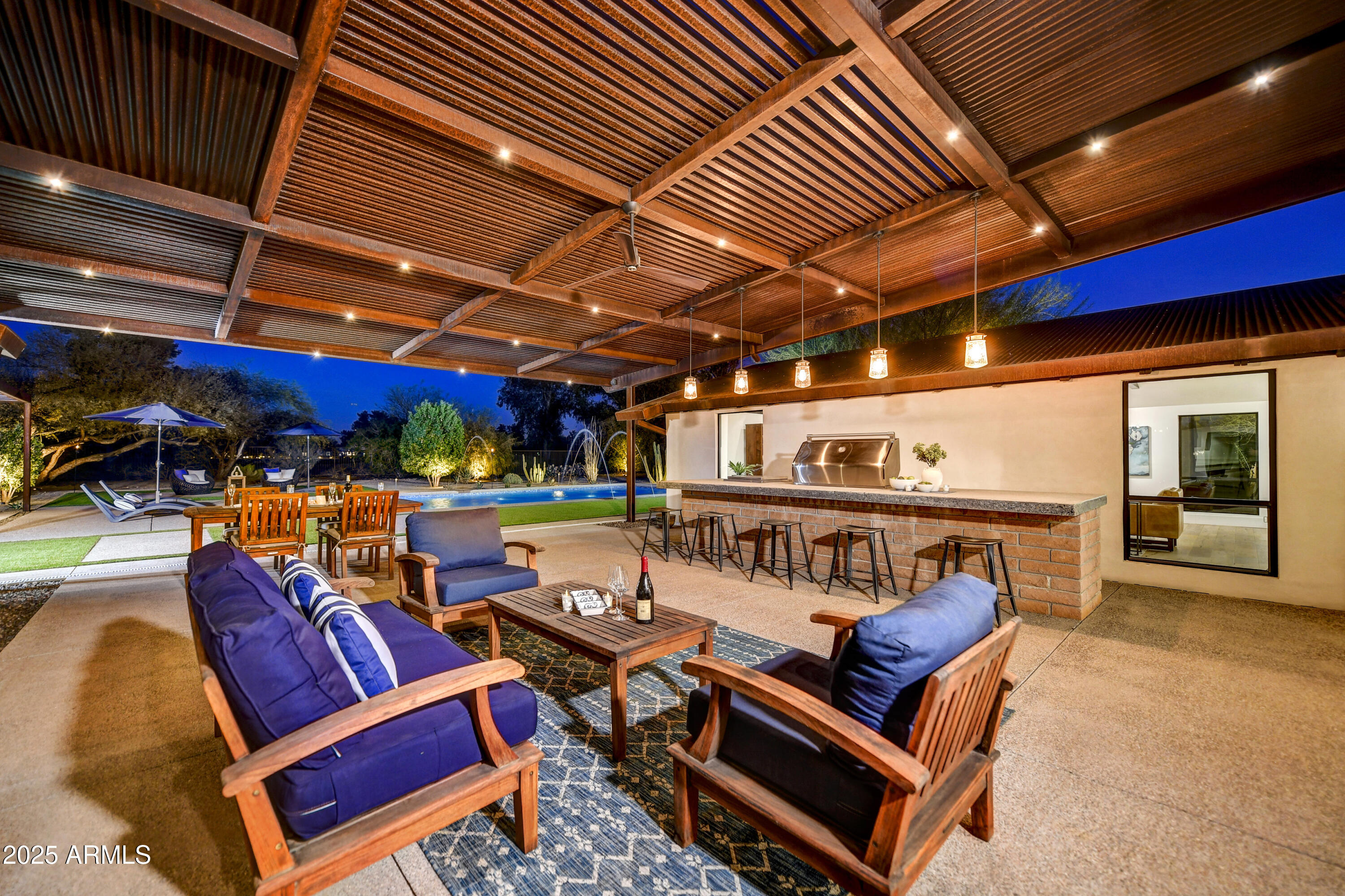 11801 N SUNDOWN Drive