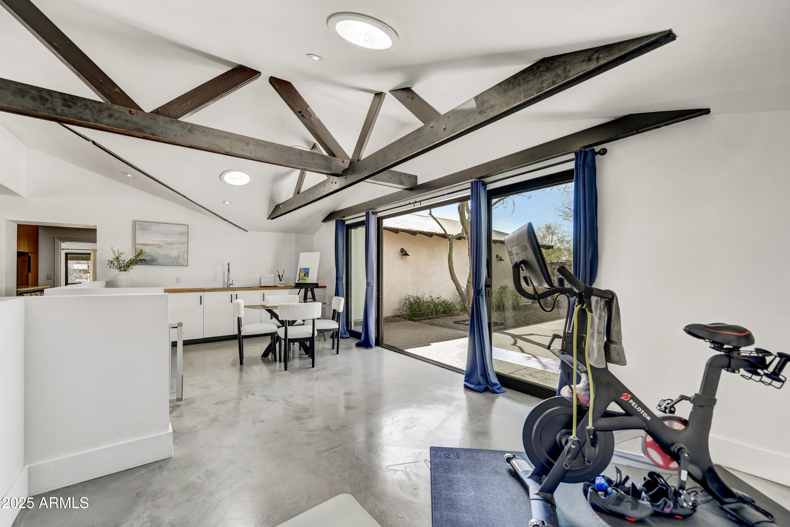 11801 N SUNDOWN Drive