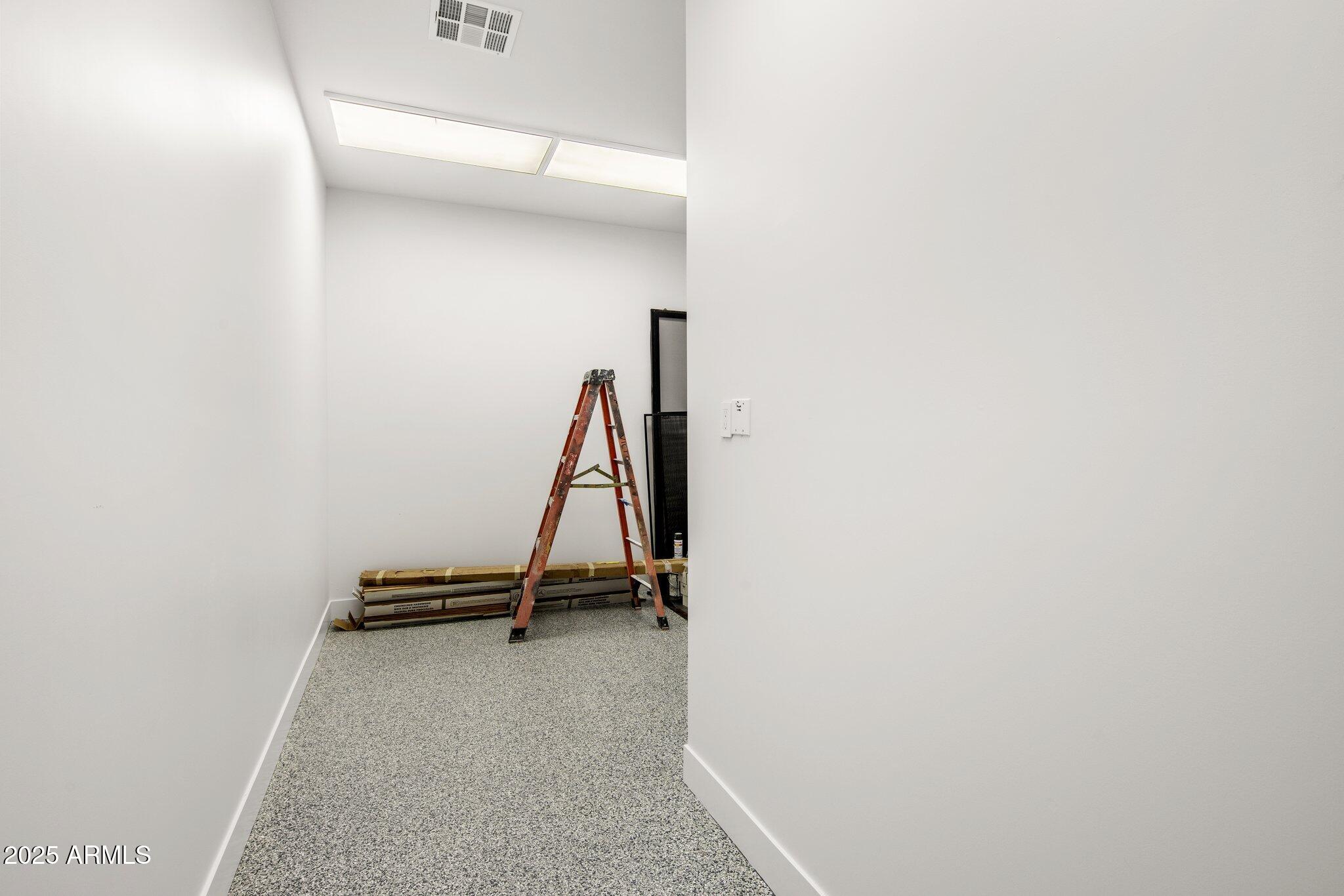 6439 E EUGIE Terrace