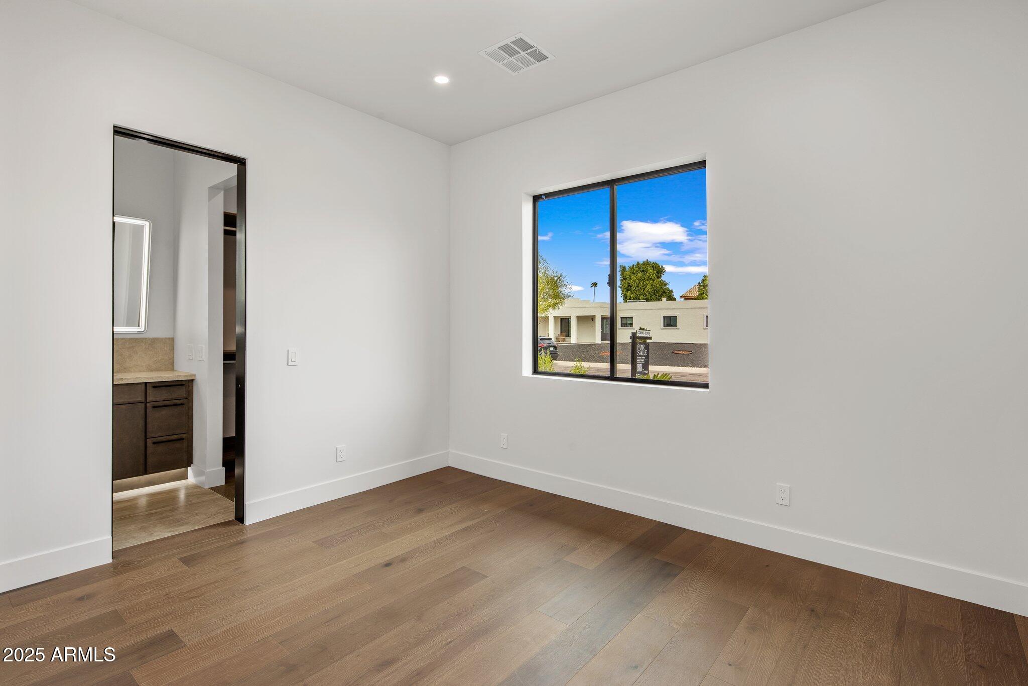 6439 E EUGIE Terrace