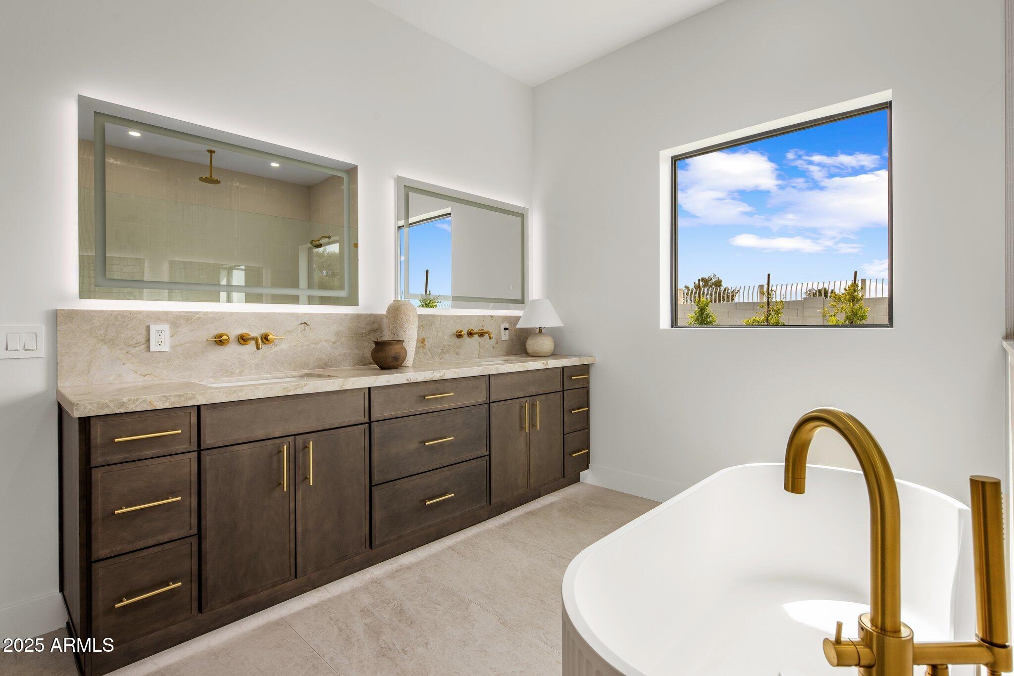 6439 E EUGIE Terrace