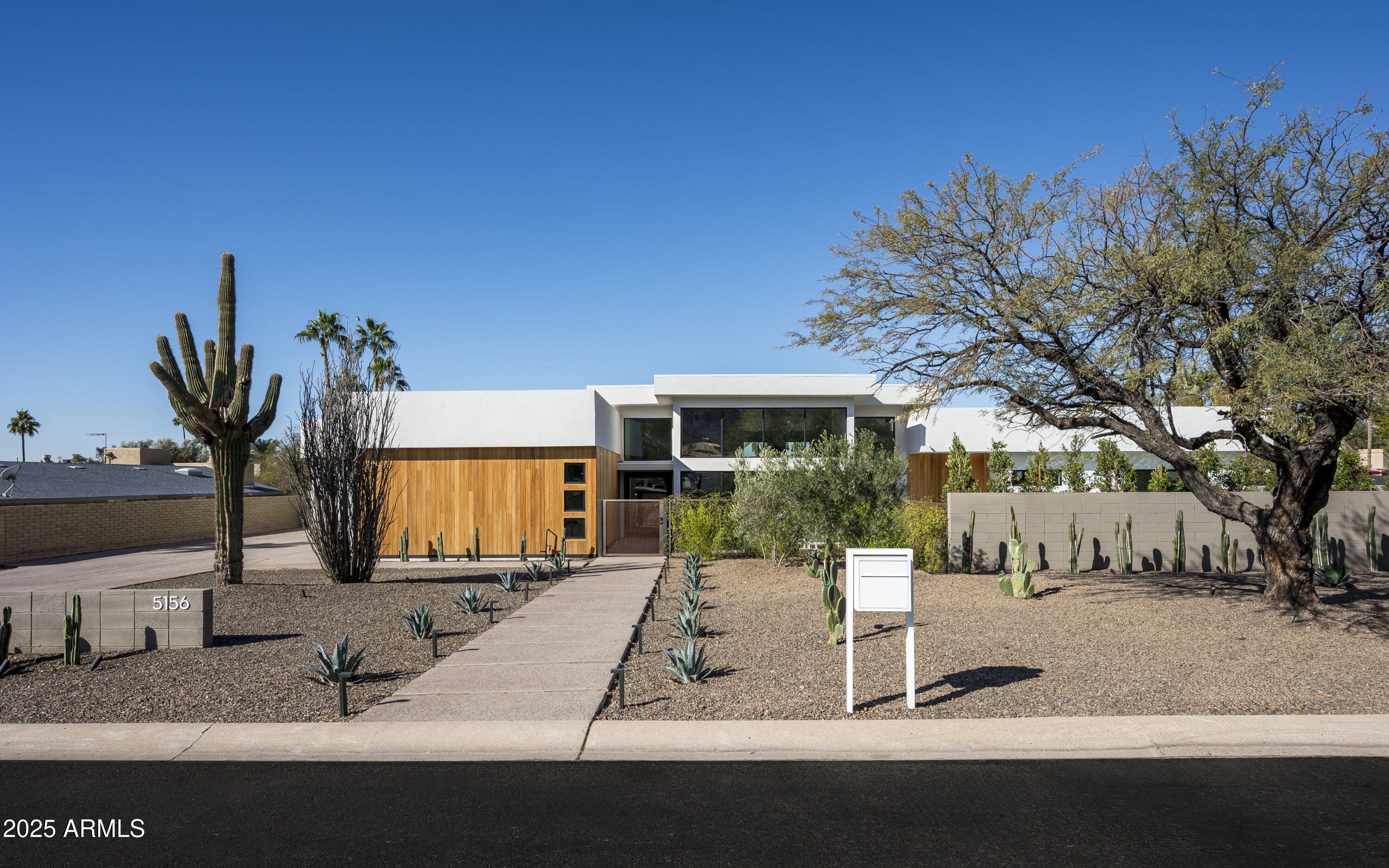 5156 N 45TH Place
