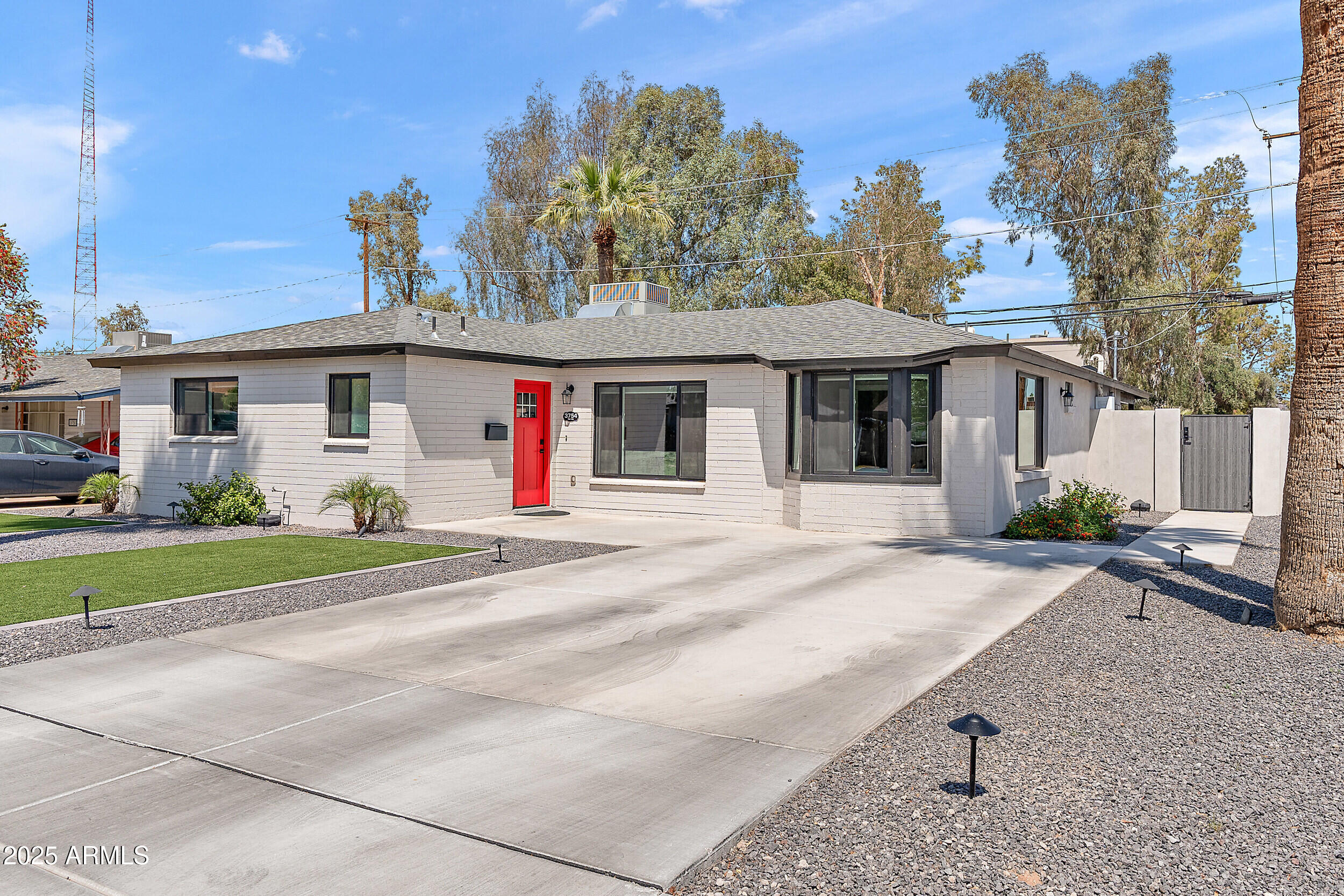 3754 E YALE Street