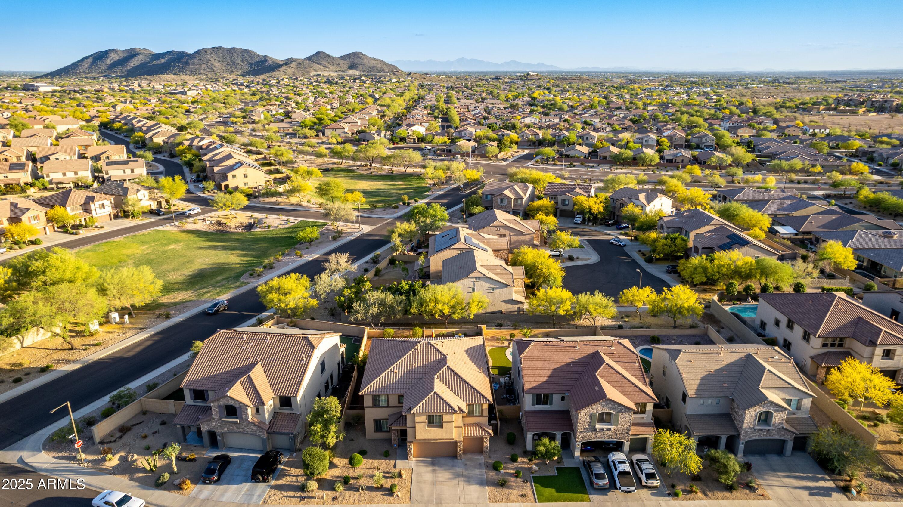 9113 W WHITE FEATHER Lane