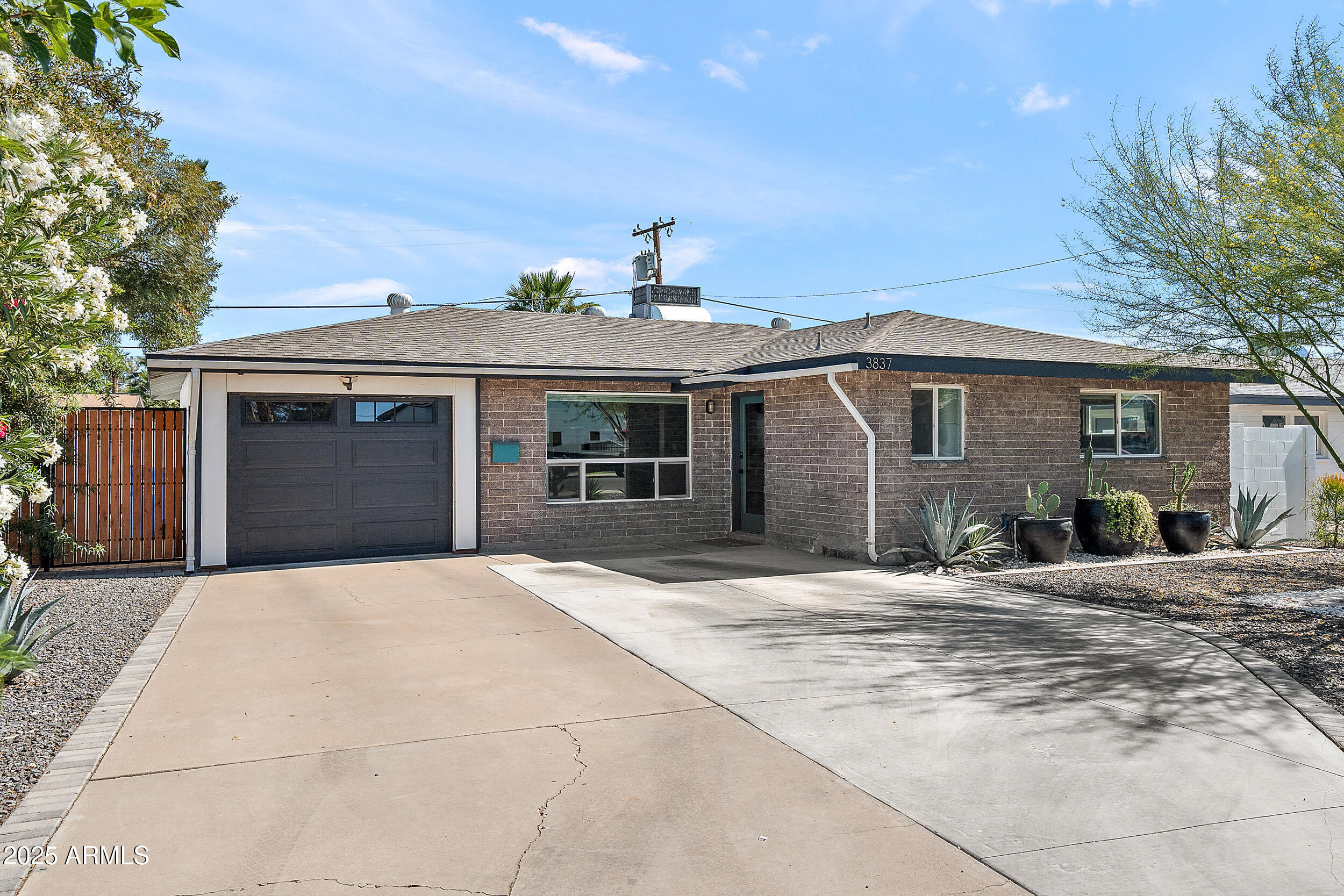 3837 E YALE Street