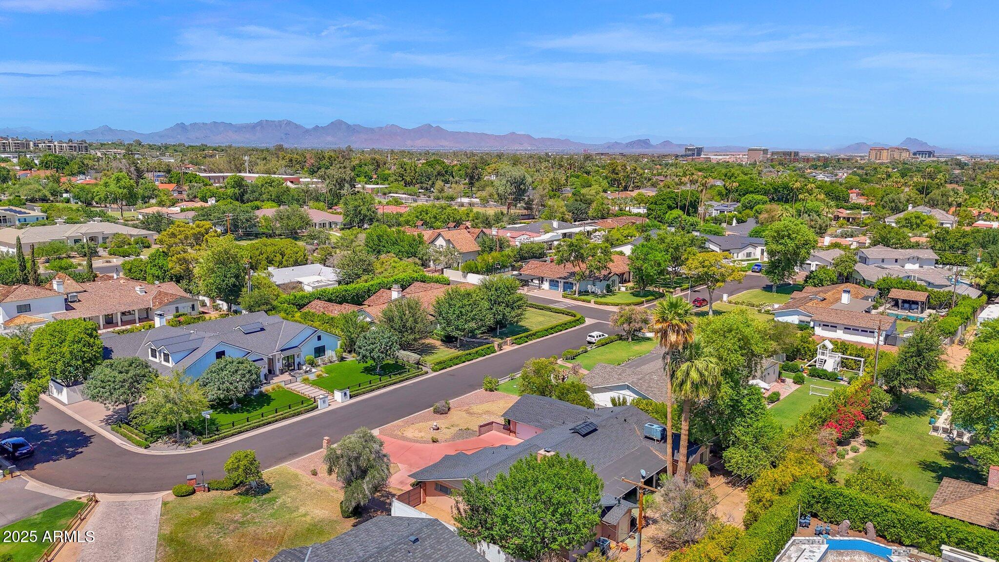 6035 E CALLE DEL NORTE