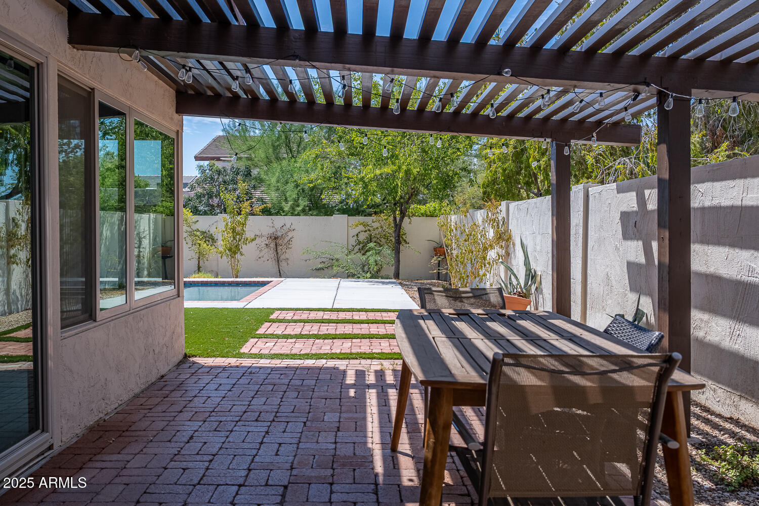 7701 E HUBBELL Street