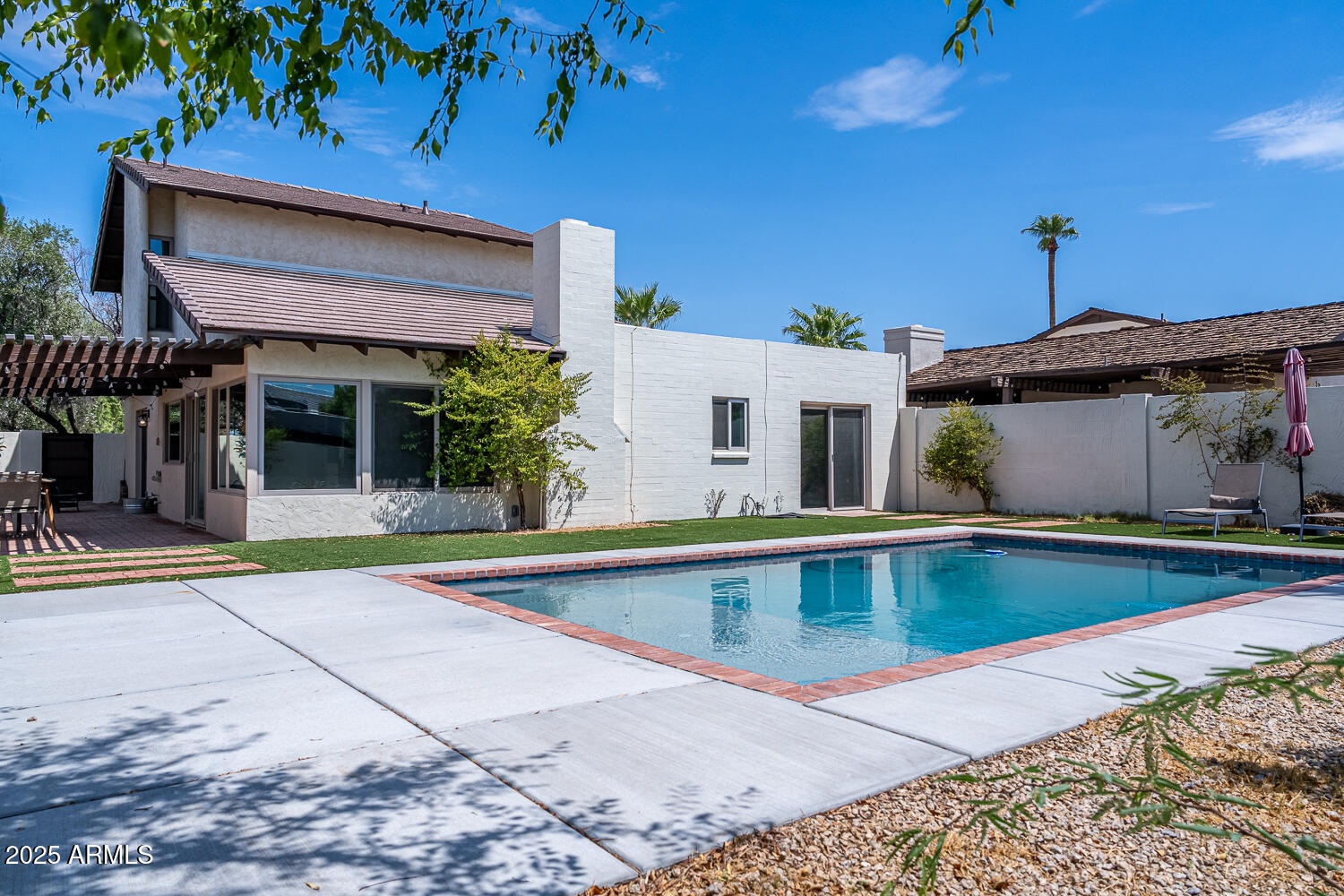 7701 E HUBBELL Street