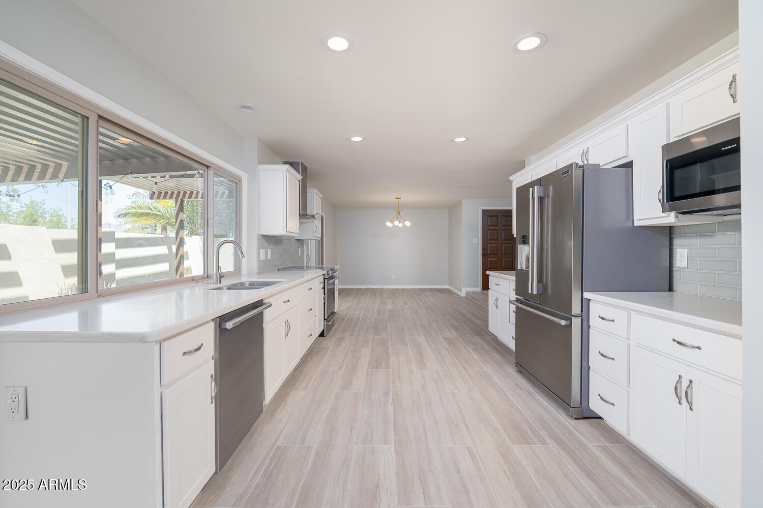 7701 E HUBBELL Street