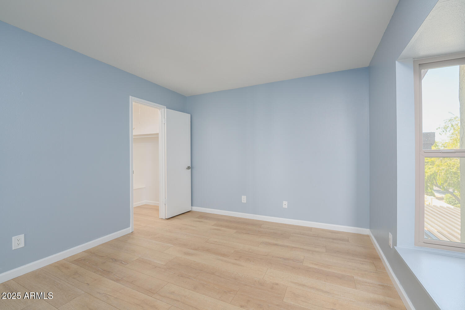 7701 E HUBBELL Street