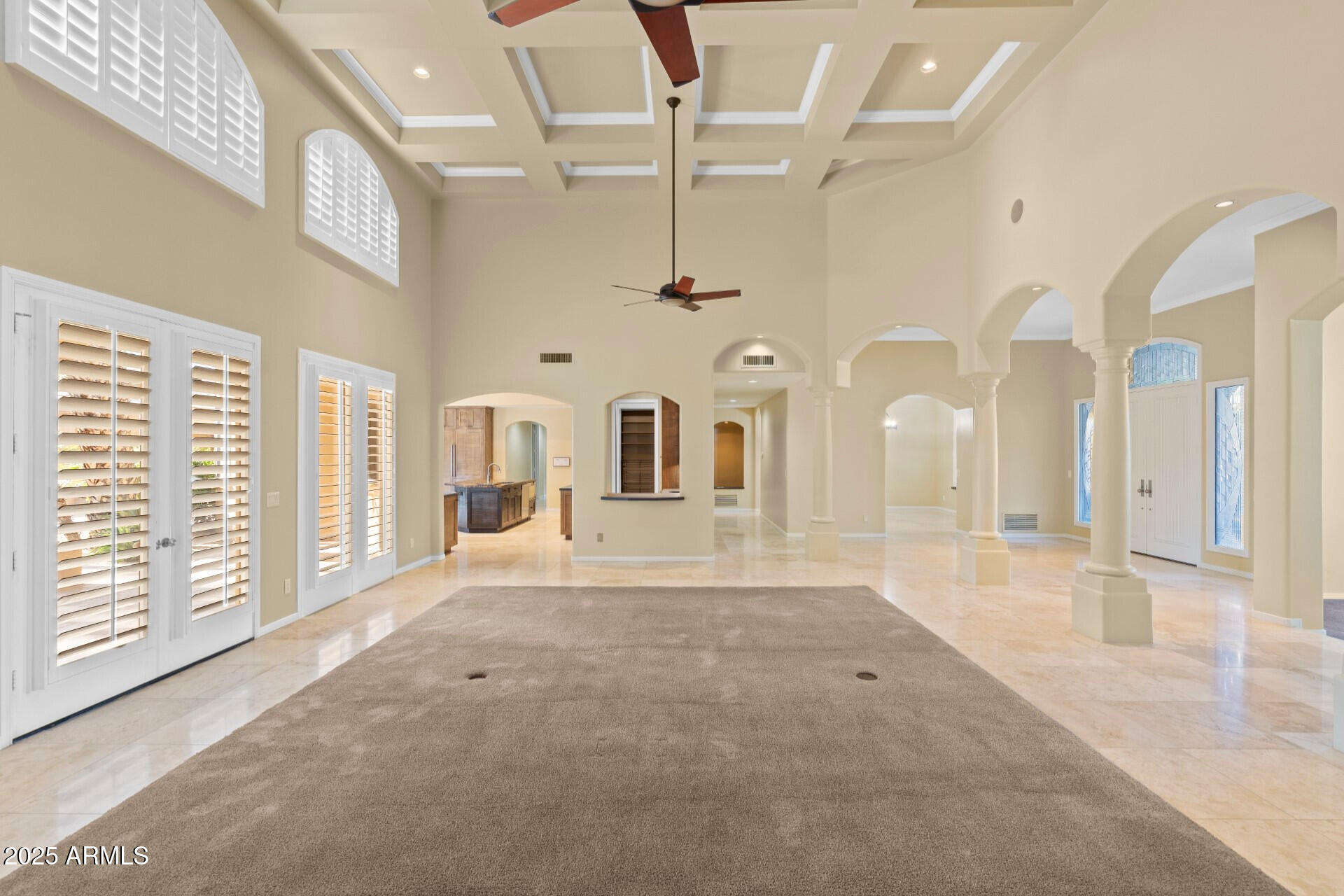 8302 N CANTA REDONDO Drive, Paradise Valley