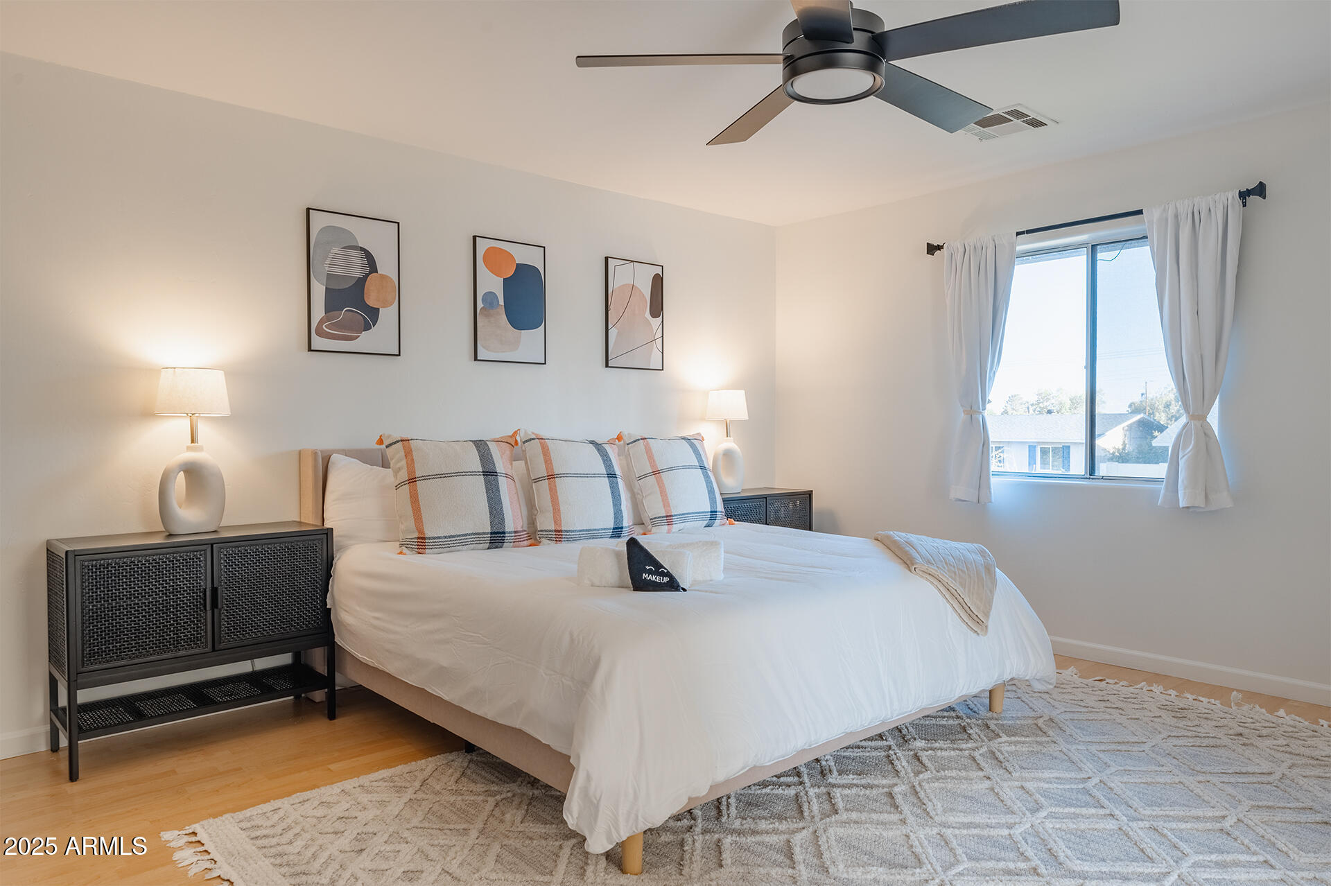 8226 E JACKRABBIT Road