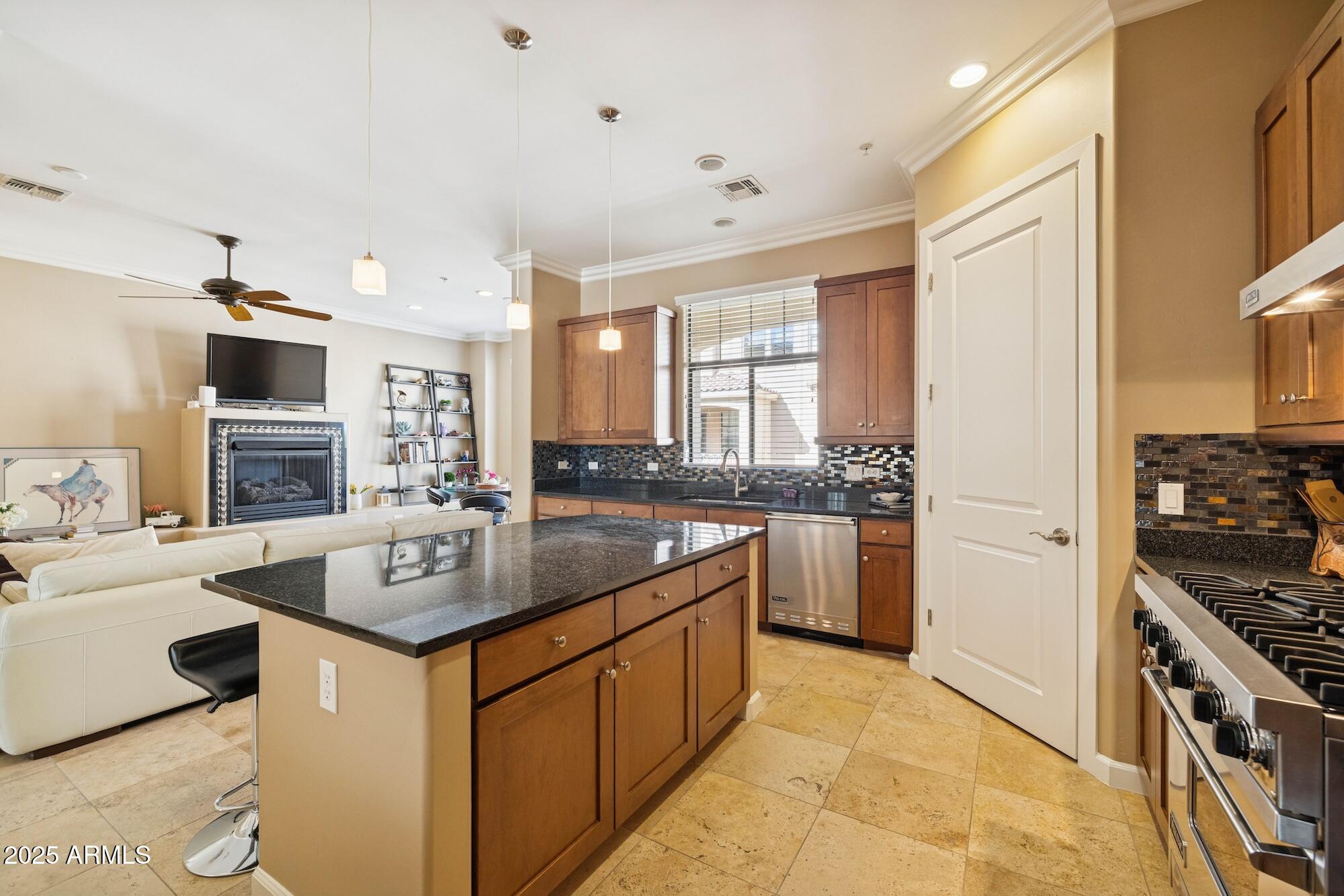 7275 N Scottsdale Road Unit: 1021