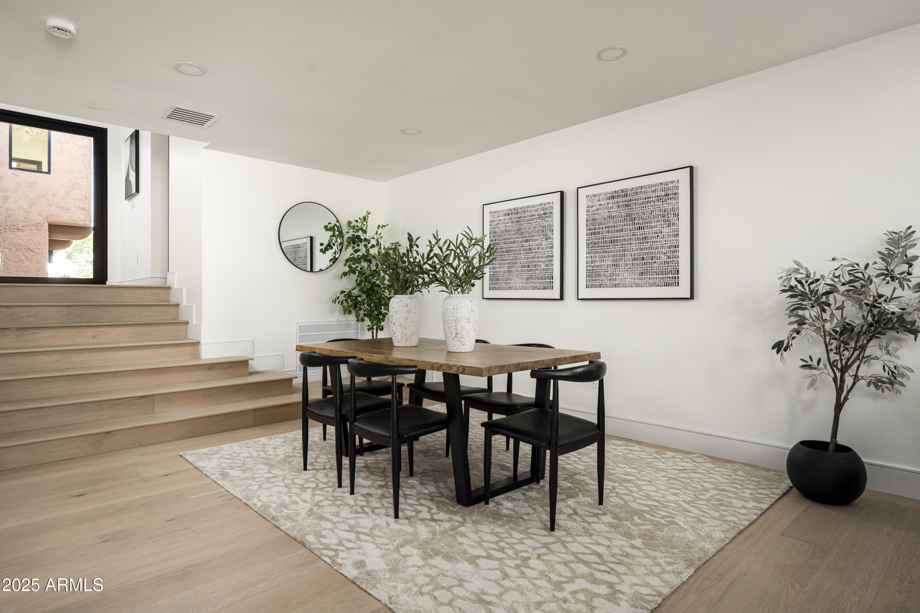 4446 E CAMELBACK Road, 102