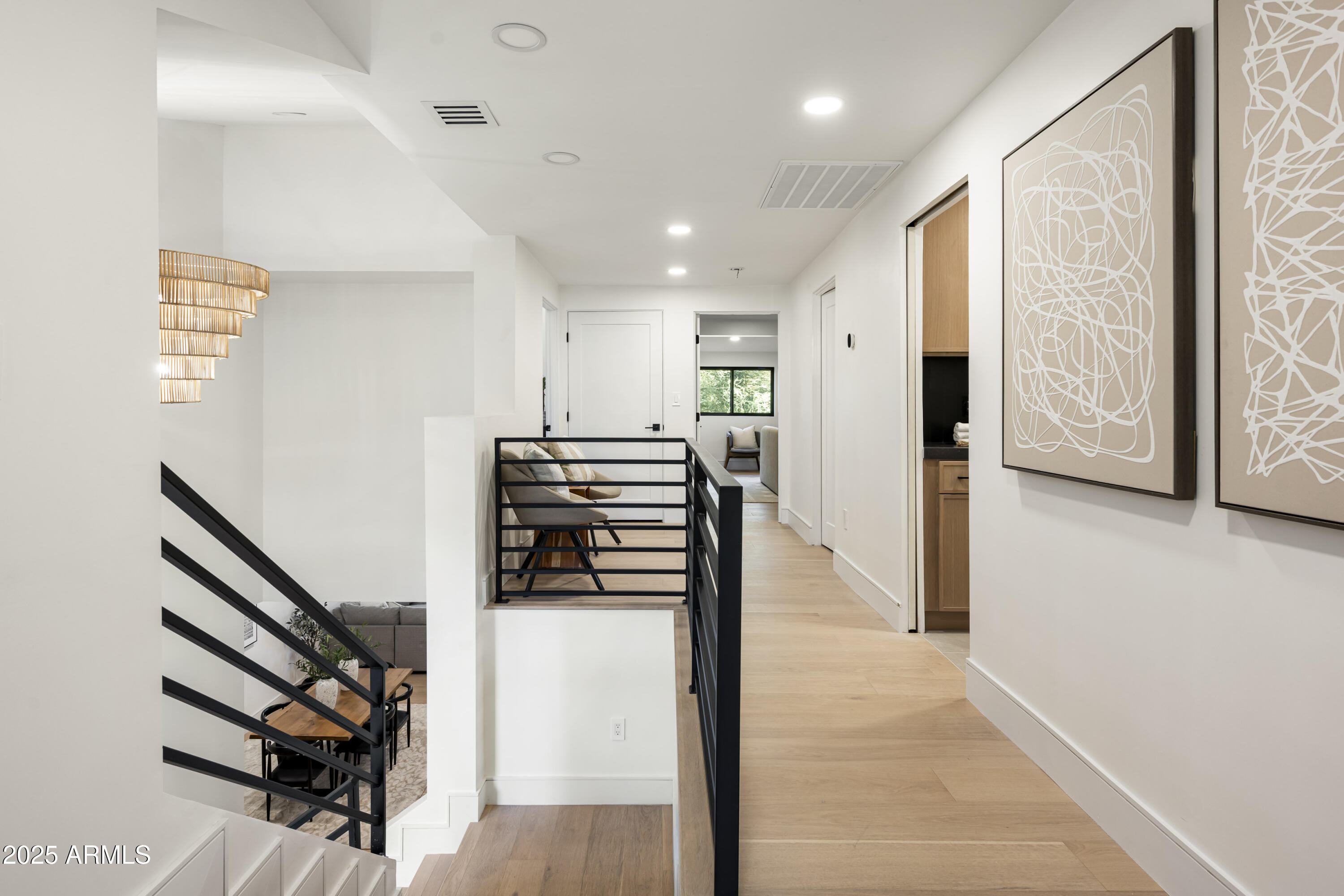 4446 E CAMELBACK Road, 102