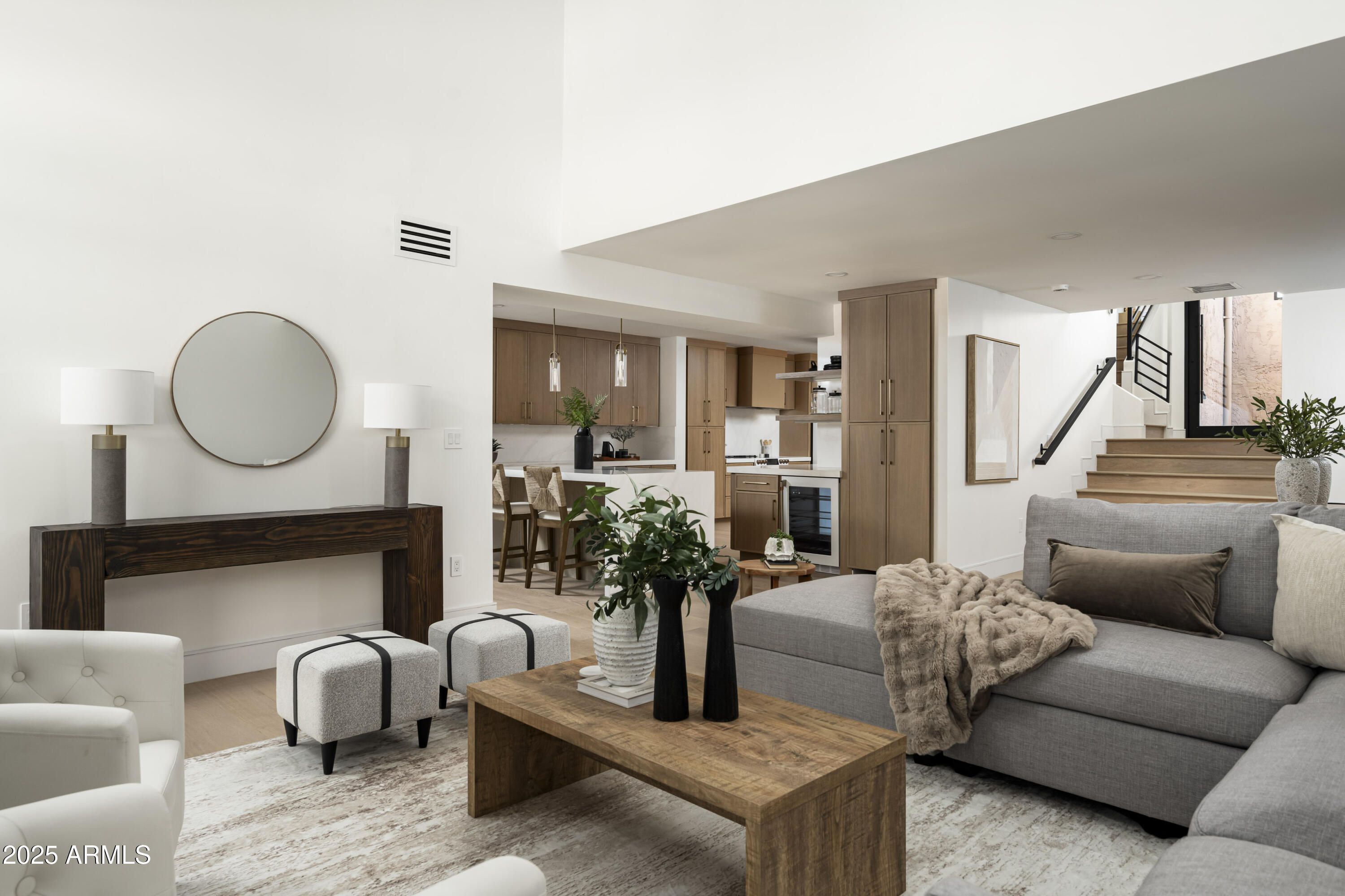 4446 E CAMELBACK Road, 102