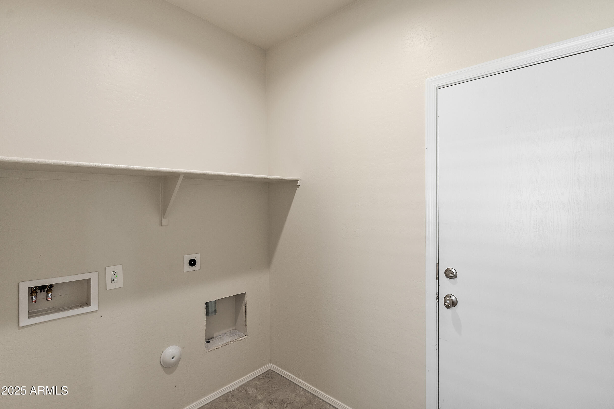 35266 W SAN SISTO Avenue