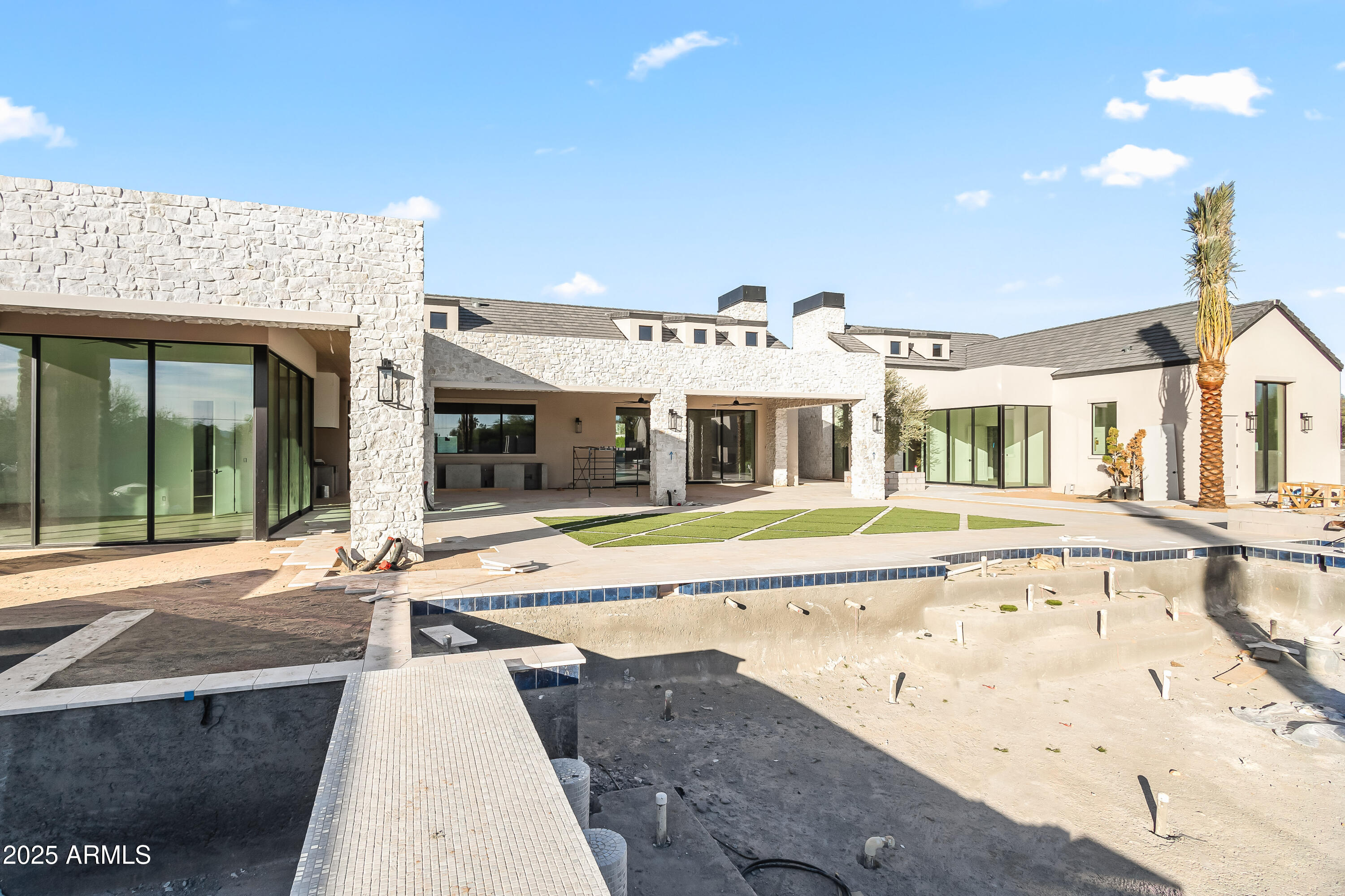 7031 E PARADISE Drive