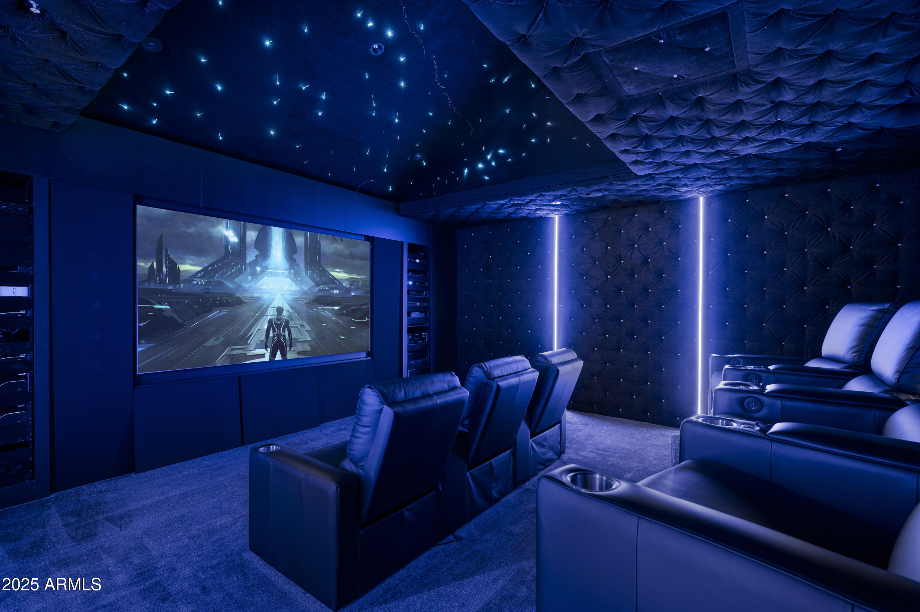 10324 E CALLE DE LAS BRISAS