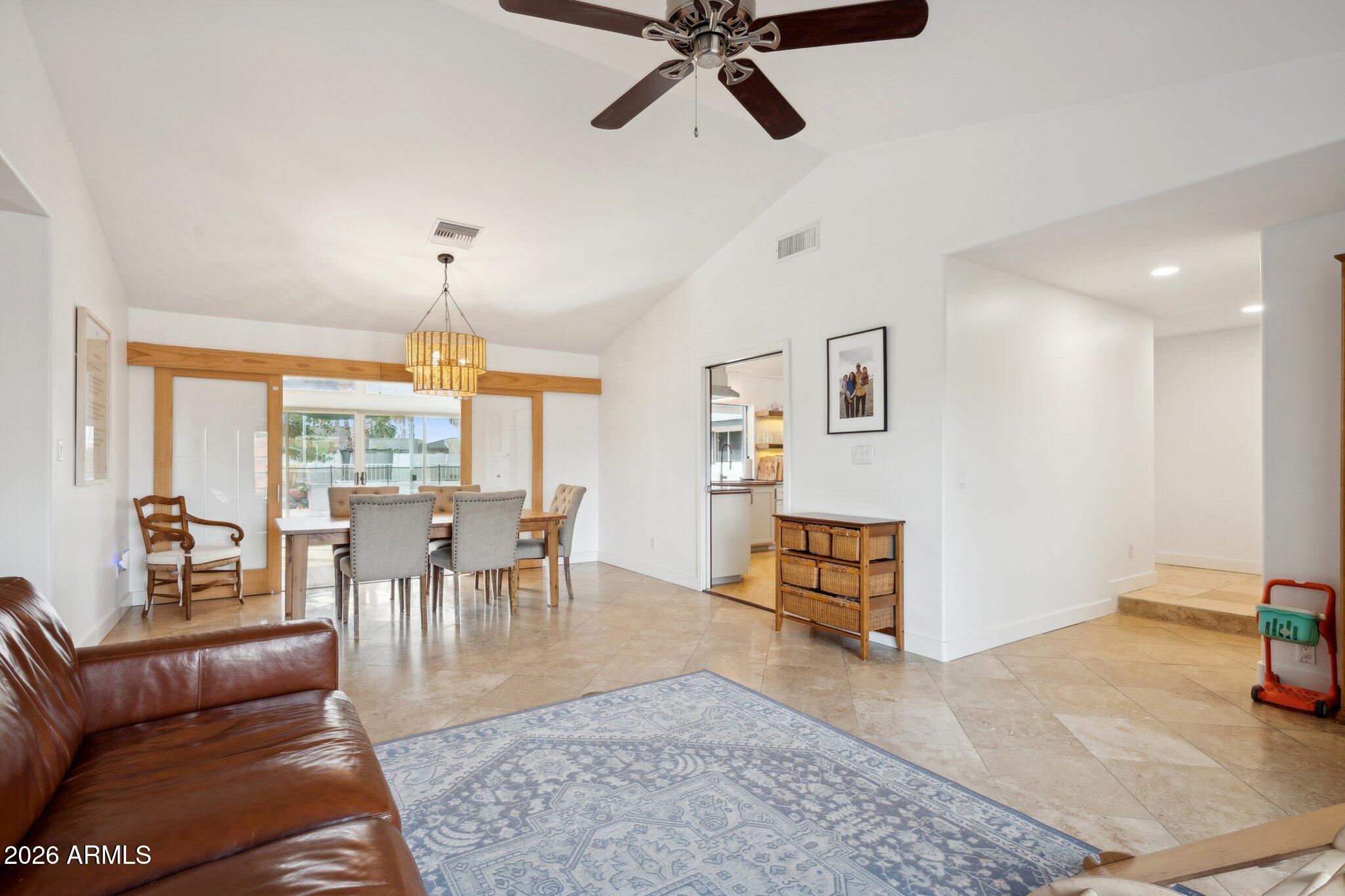 6001 E THUNDERBIRD Road