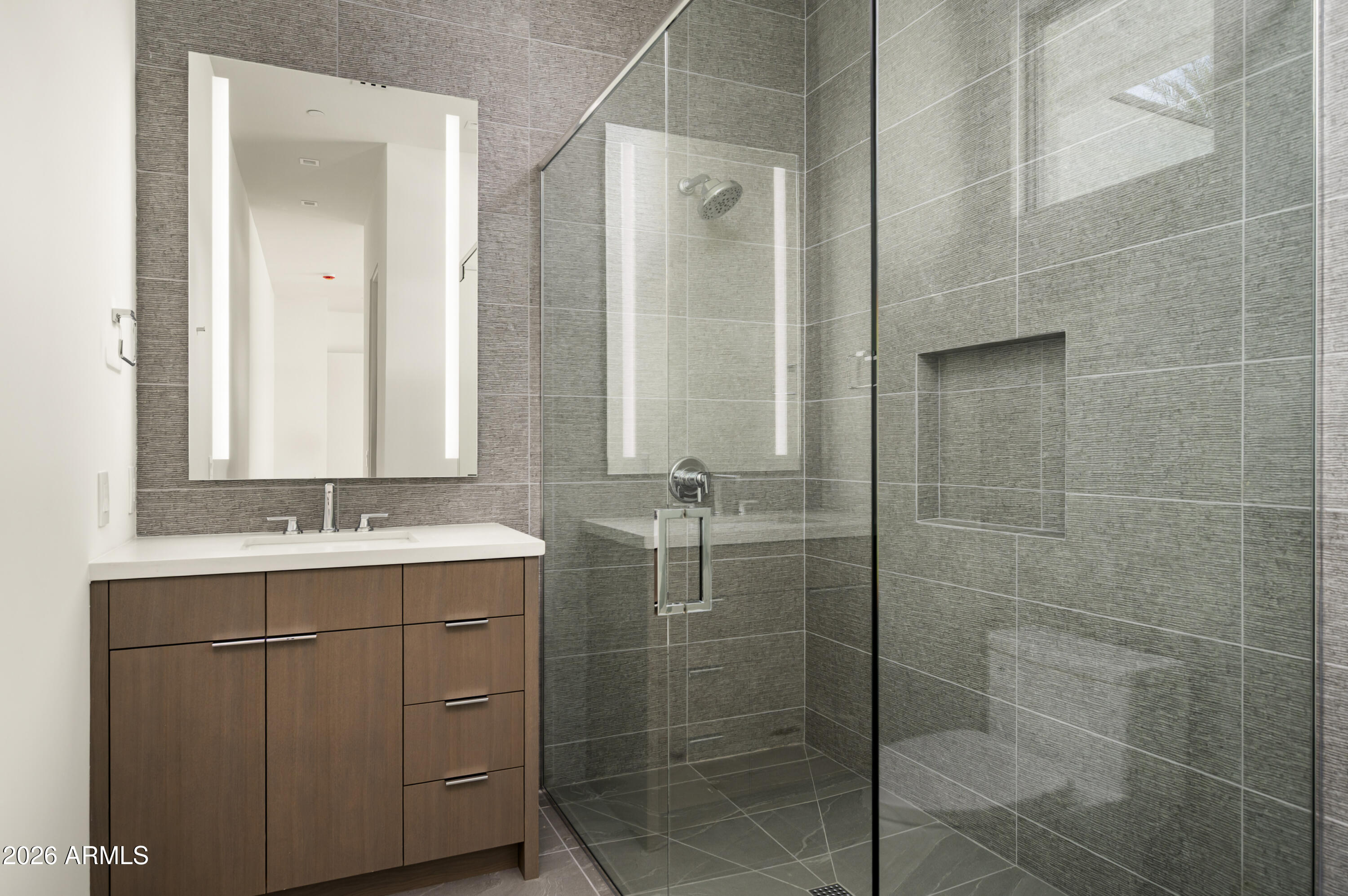 7780 E VAQUERO Drive