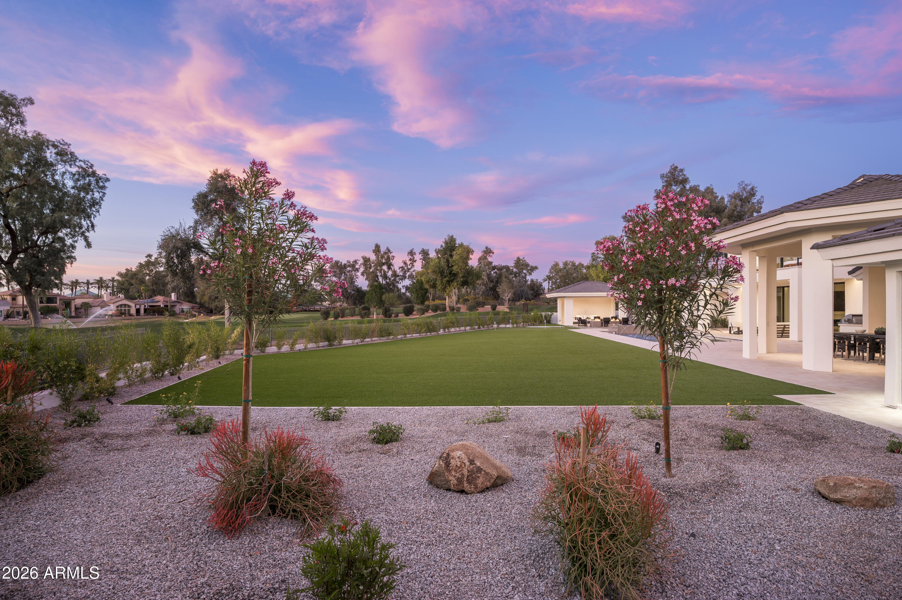 7780 E VAQUERO Drive