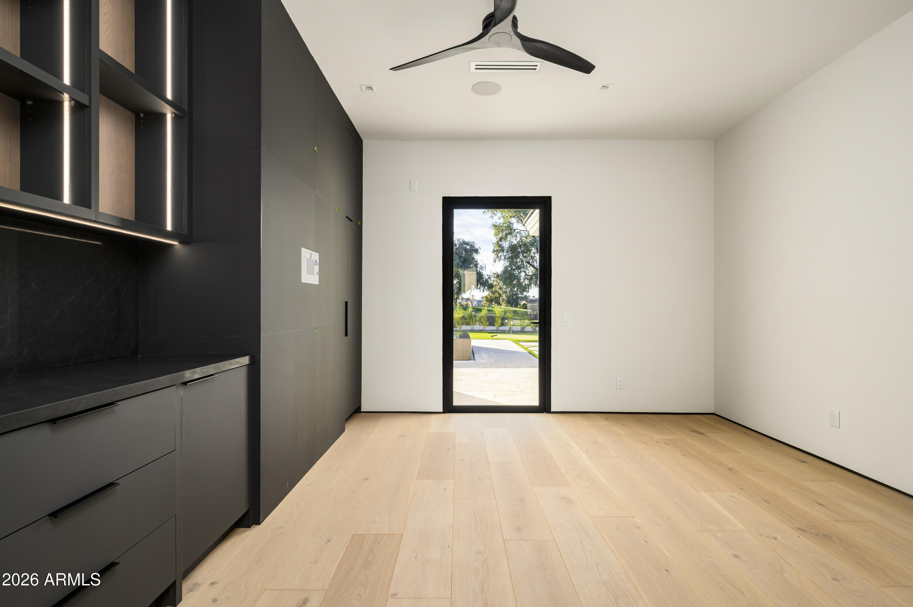 7780 E VAQUERO Drive