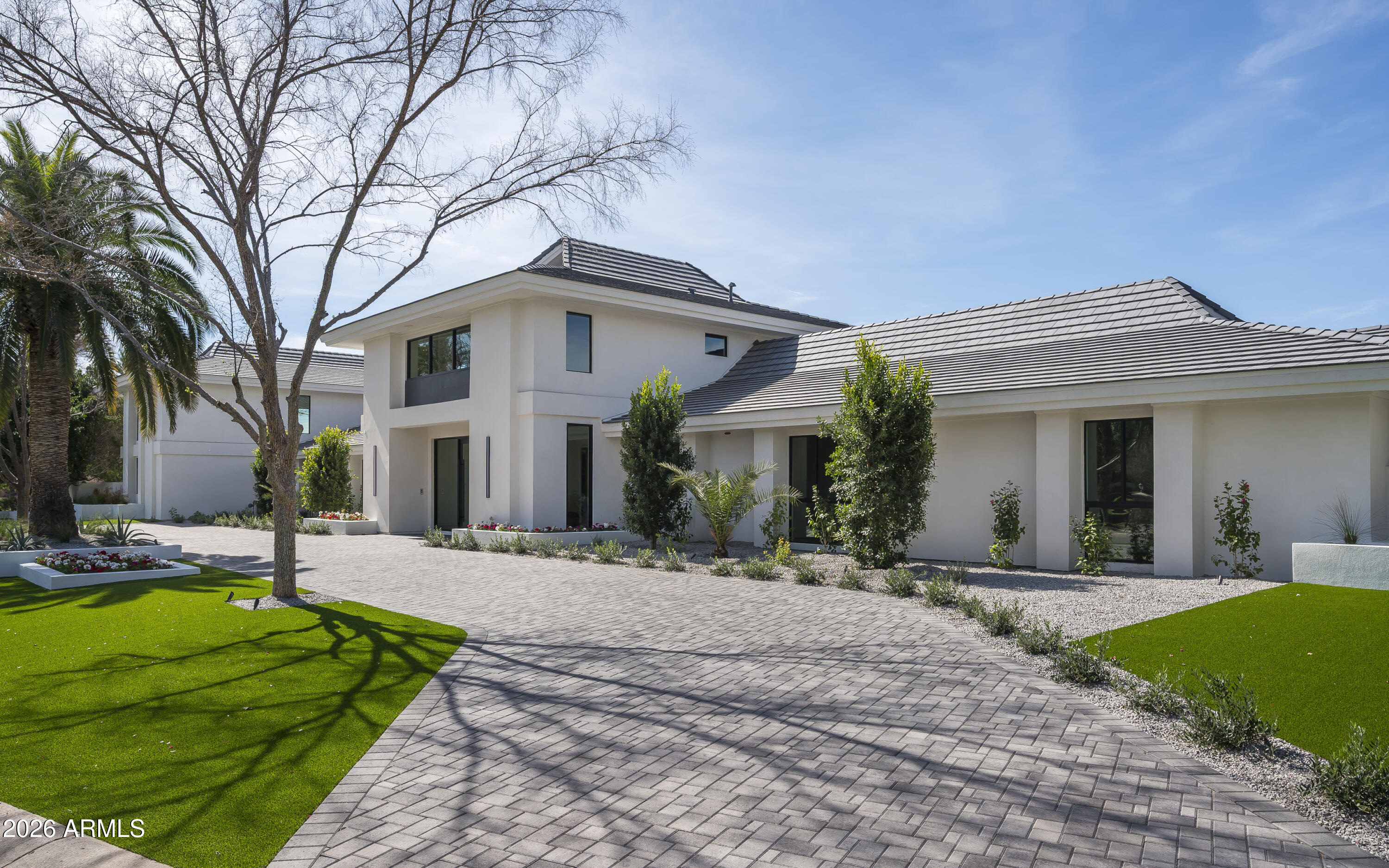 7780 E VAQUERO Drive