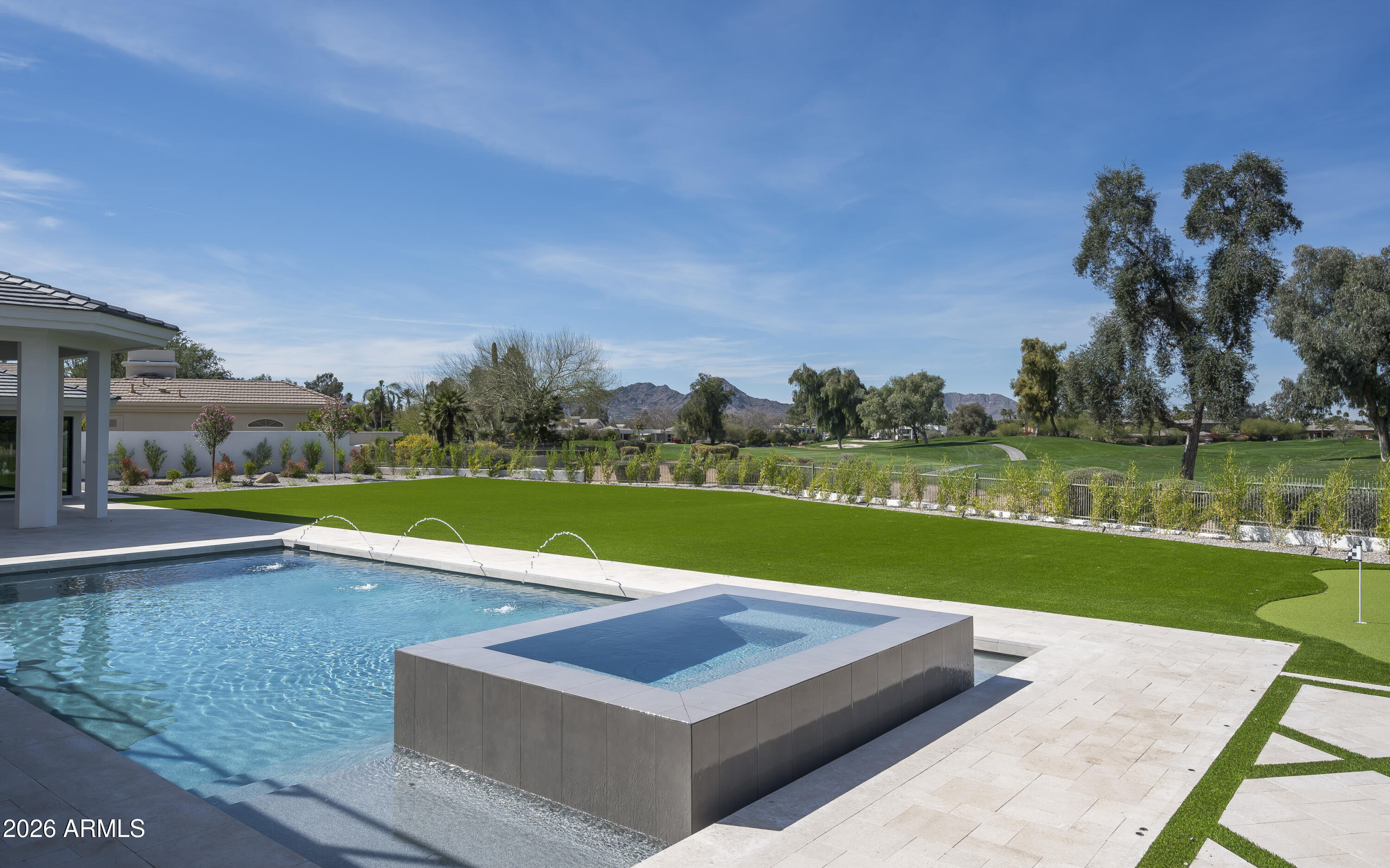 7780 E VAQUERO Drive