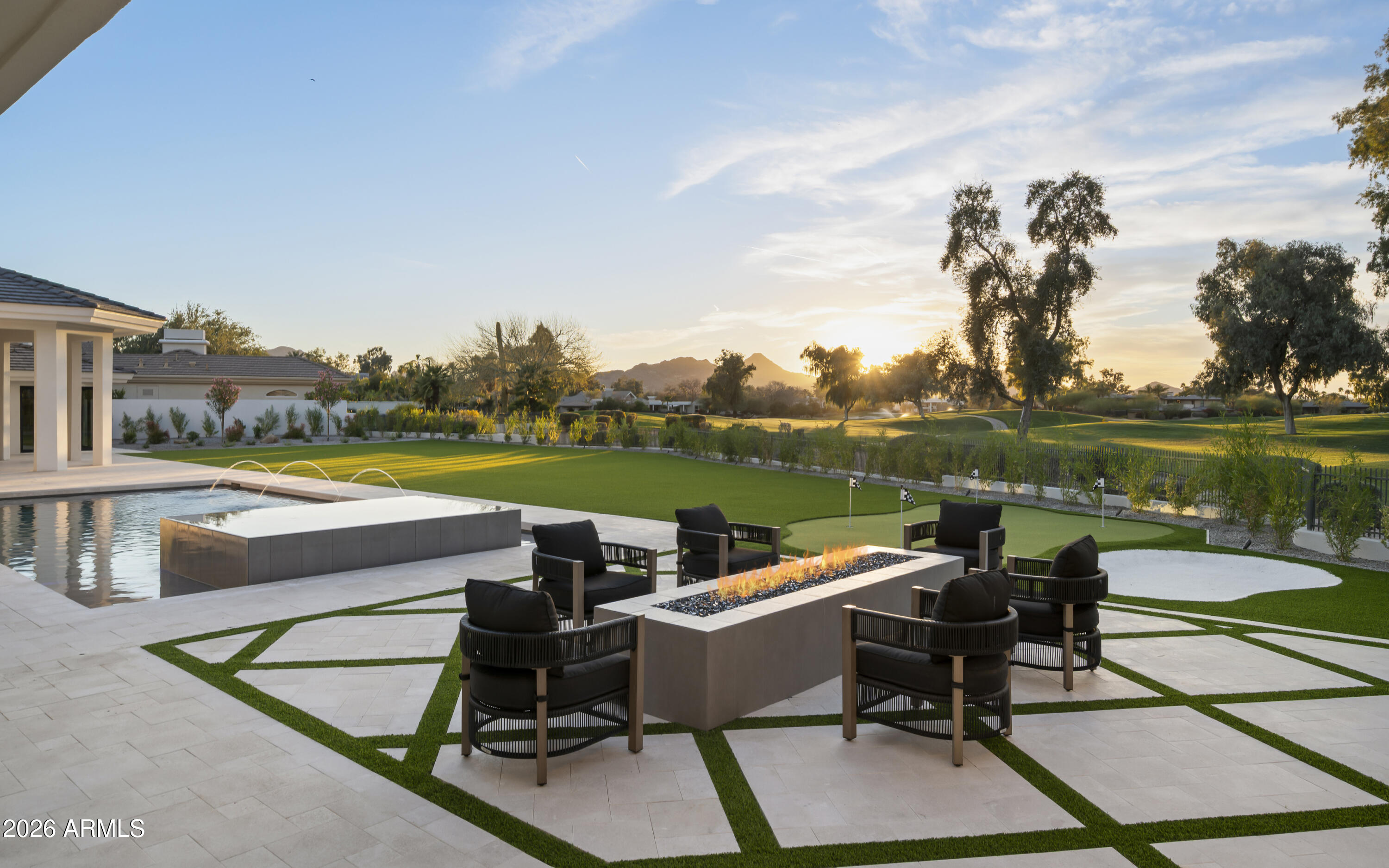 7780 E VAQUERO Drive