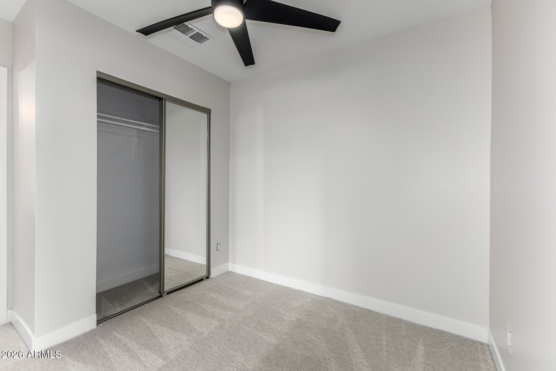 3318 E MONTECITO Avenue