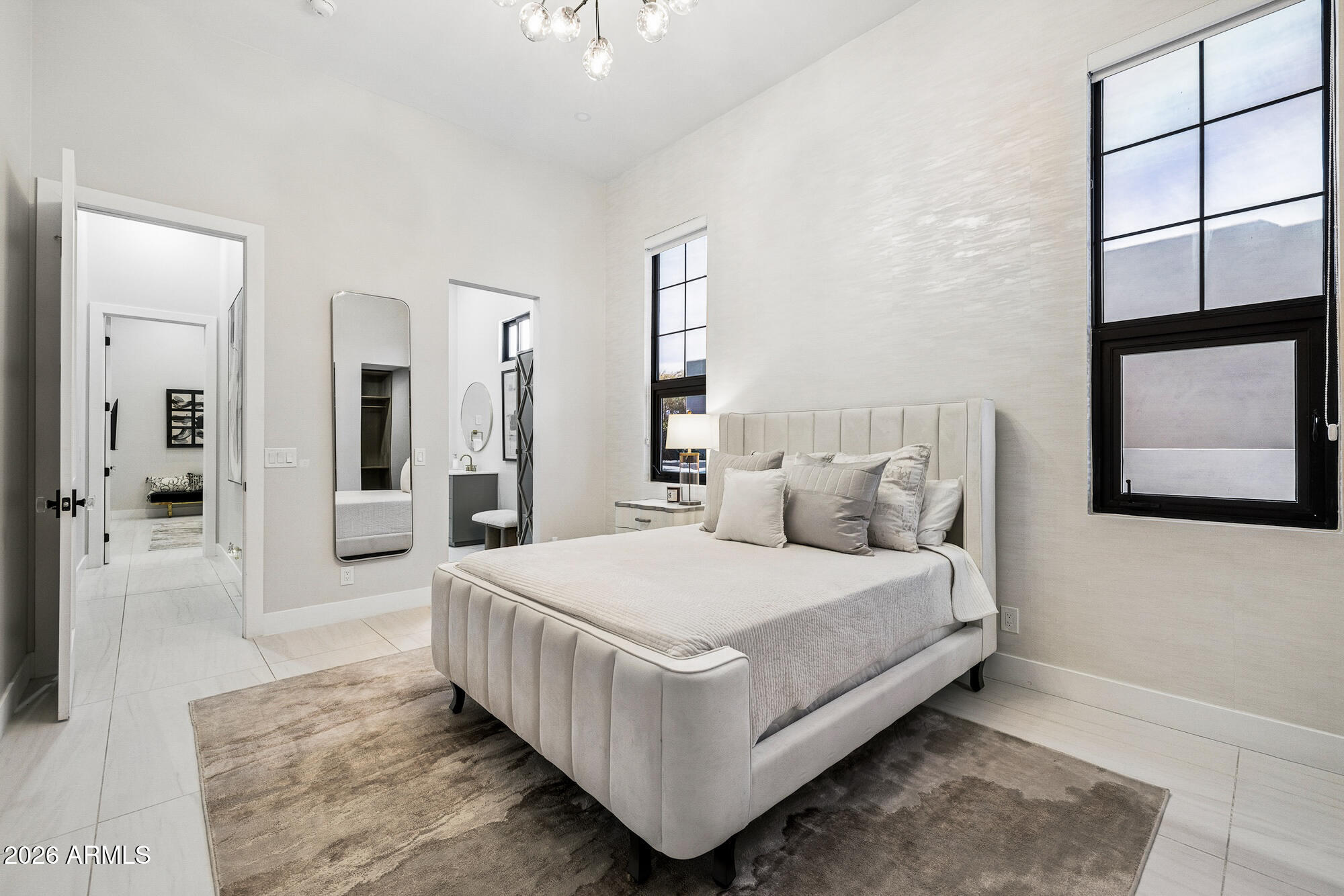 7130 E SADDLEBACK Street 11