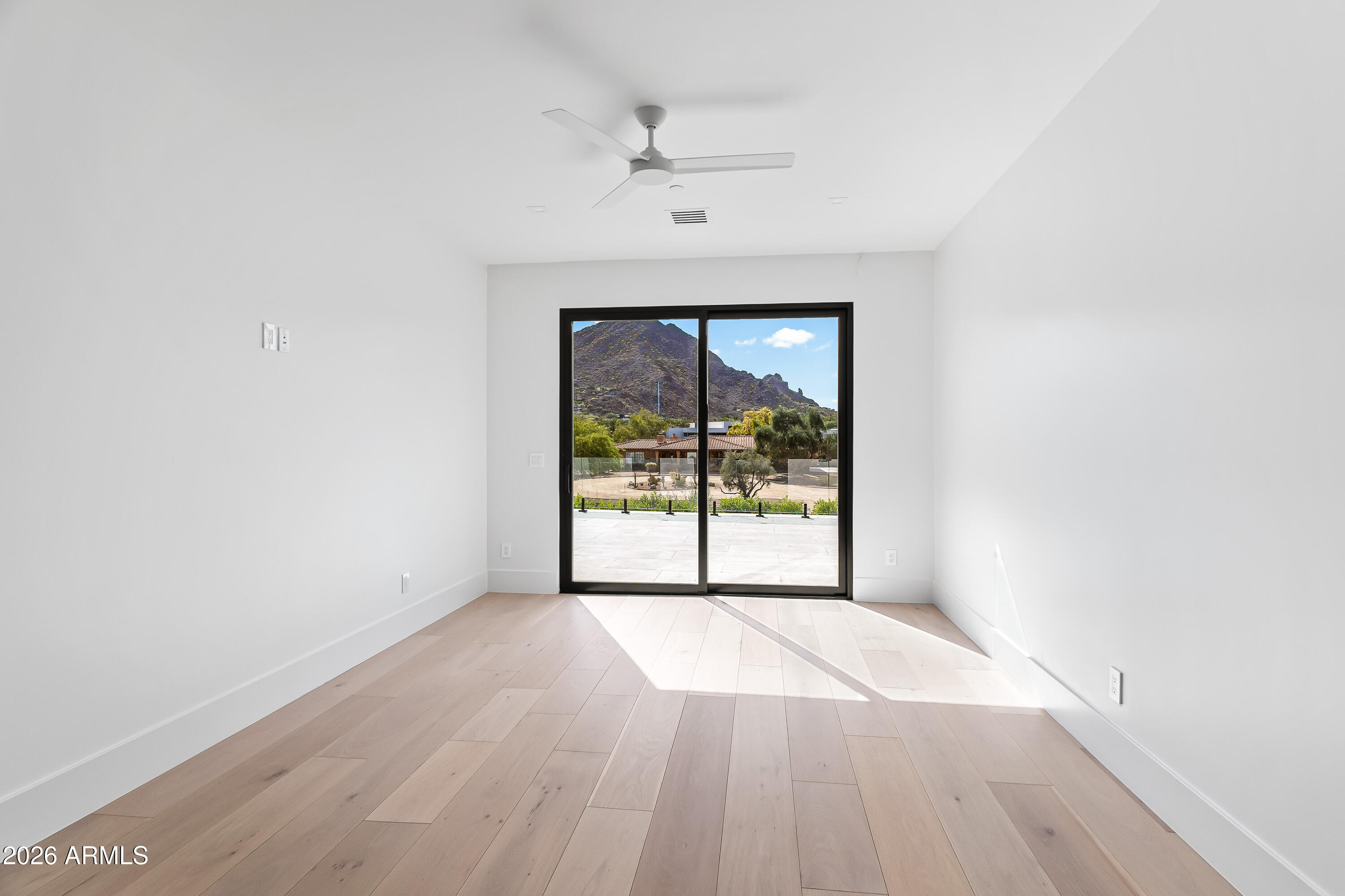 6601 E SAN MIGUEL Avenue