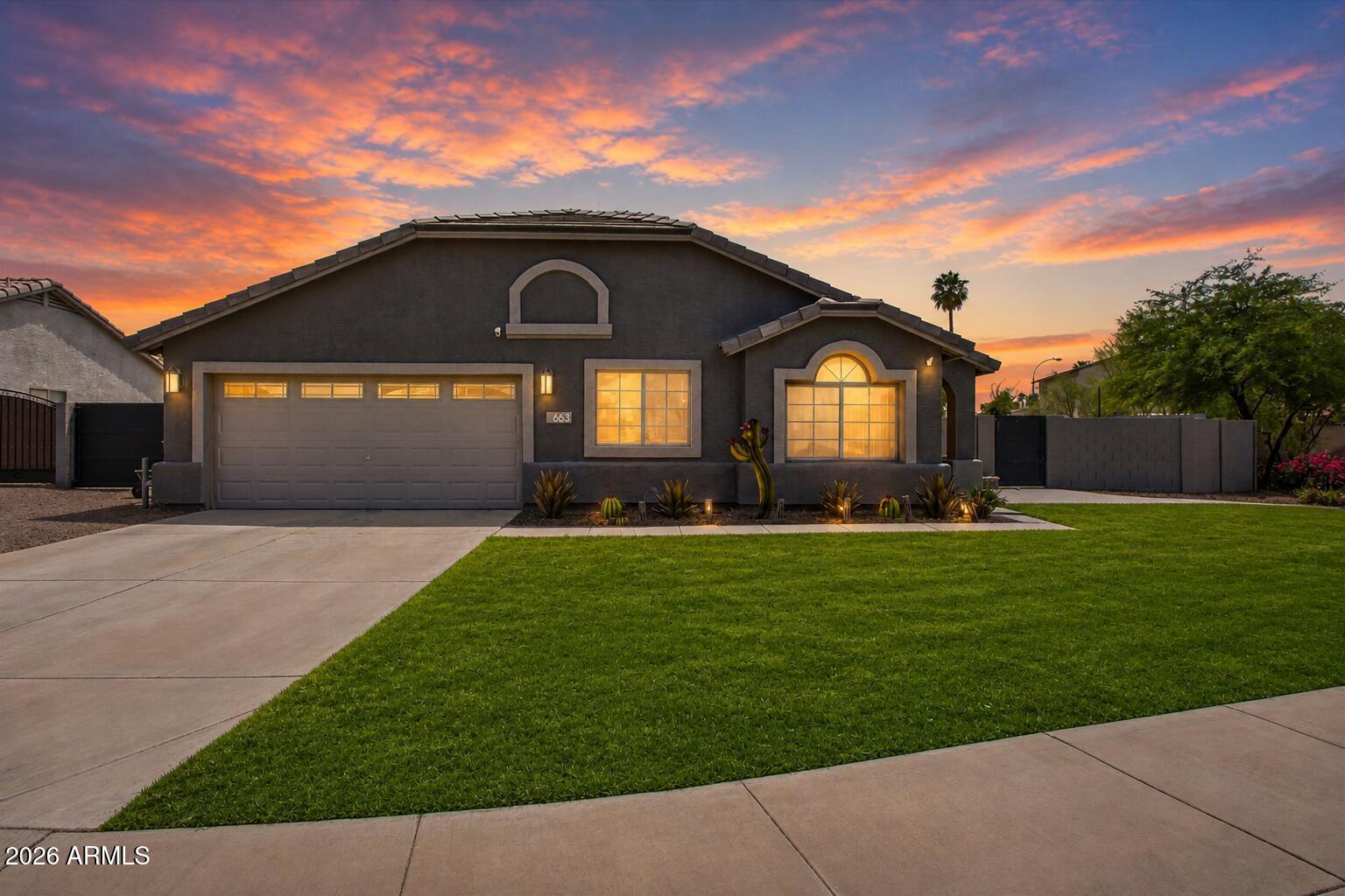 663 E JASMINE Circle