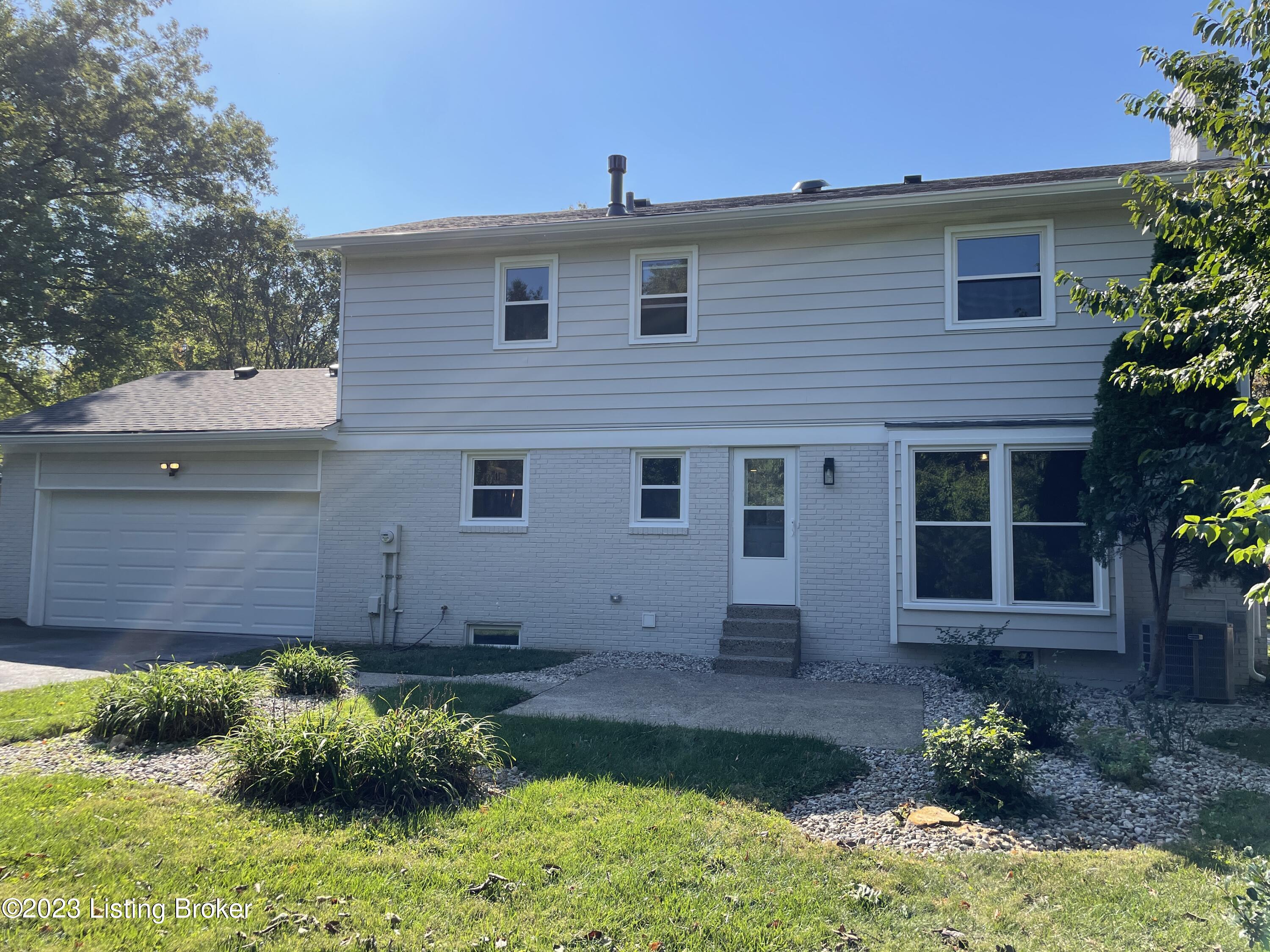 10105 Falling Tree Way