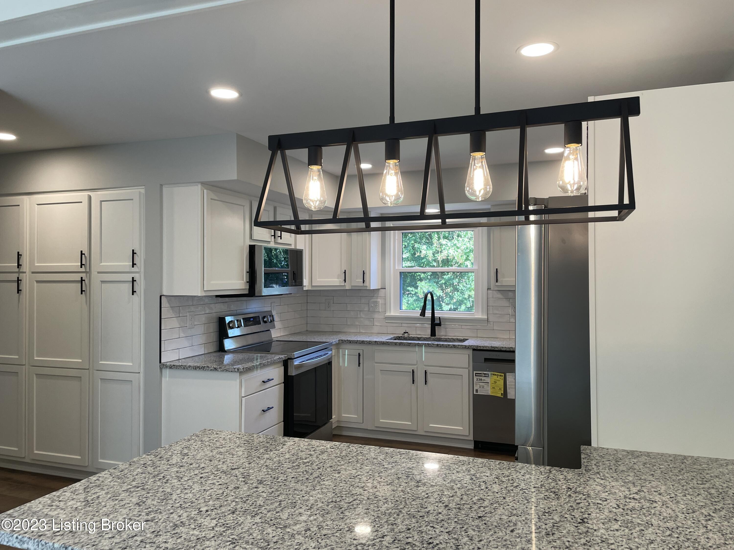 10105 Falling Tree Way