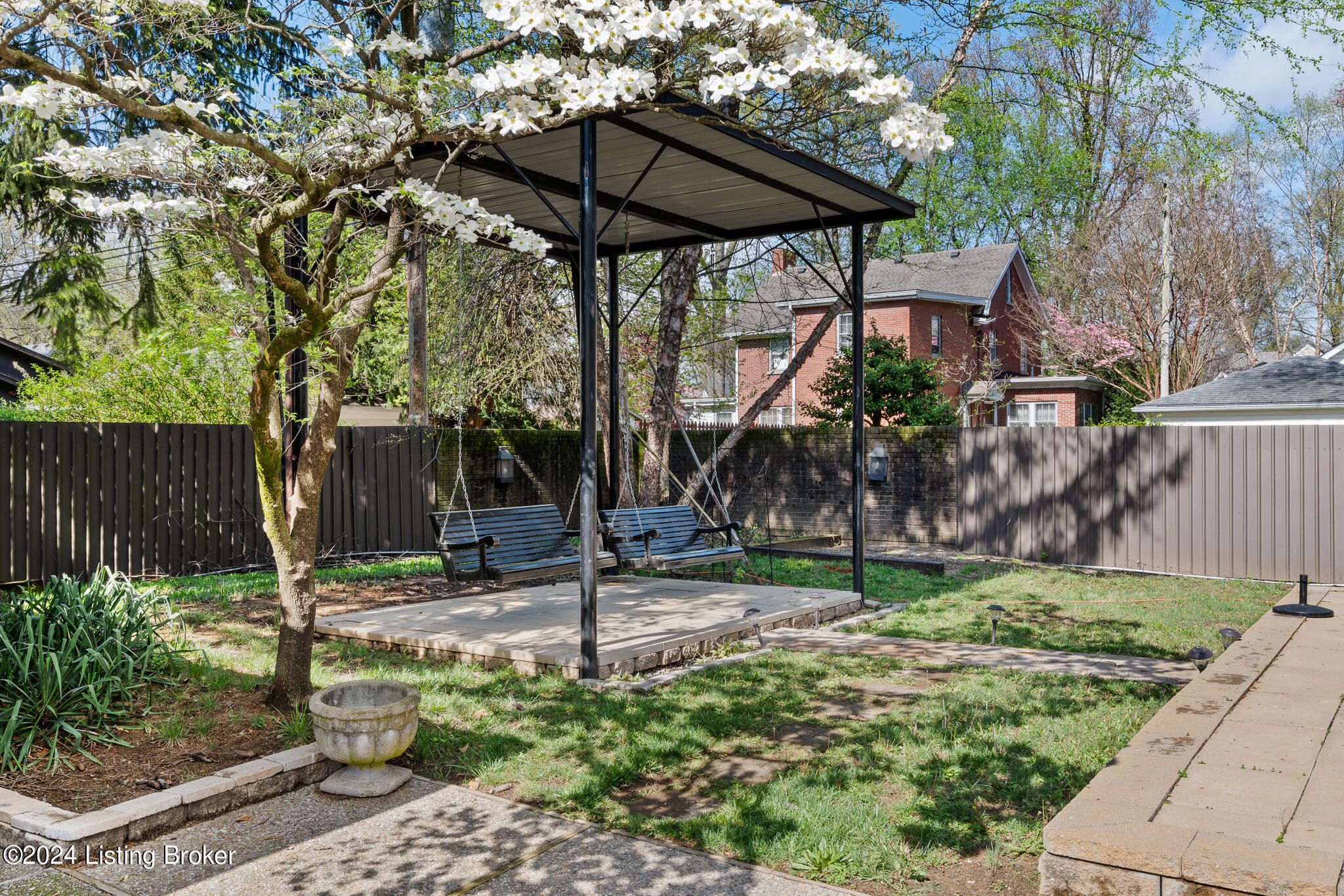 1005 Cardinal Dr