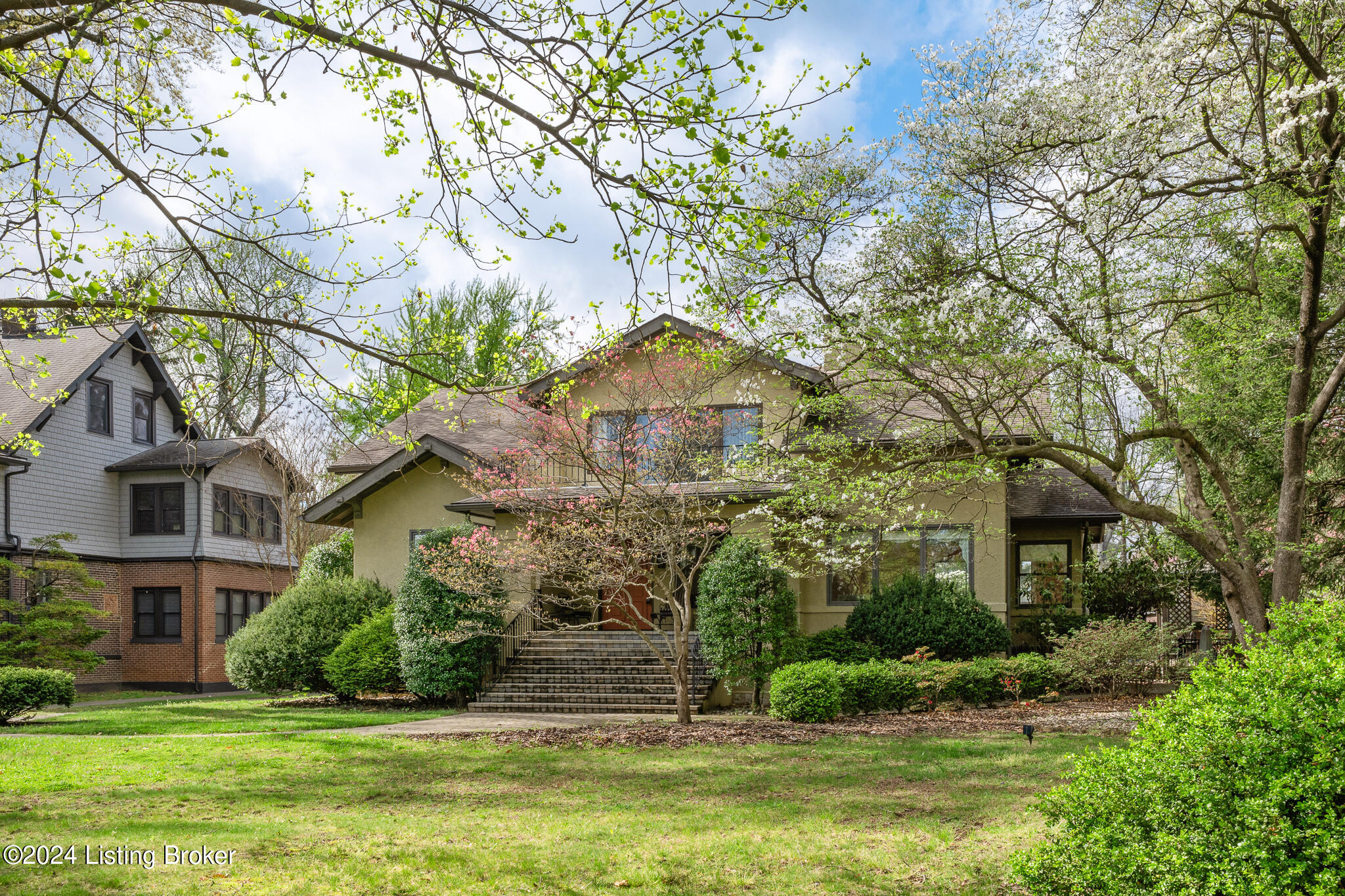 1005 Cardinal Dr