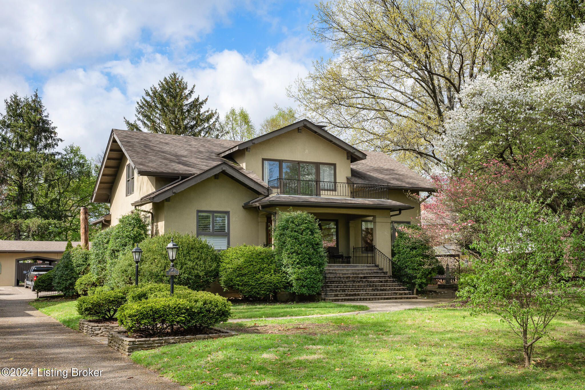 1005 Cardinal Dr